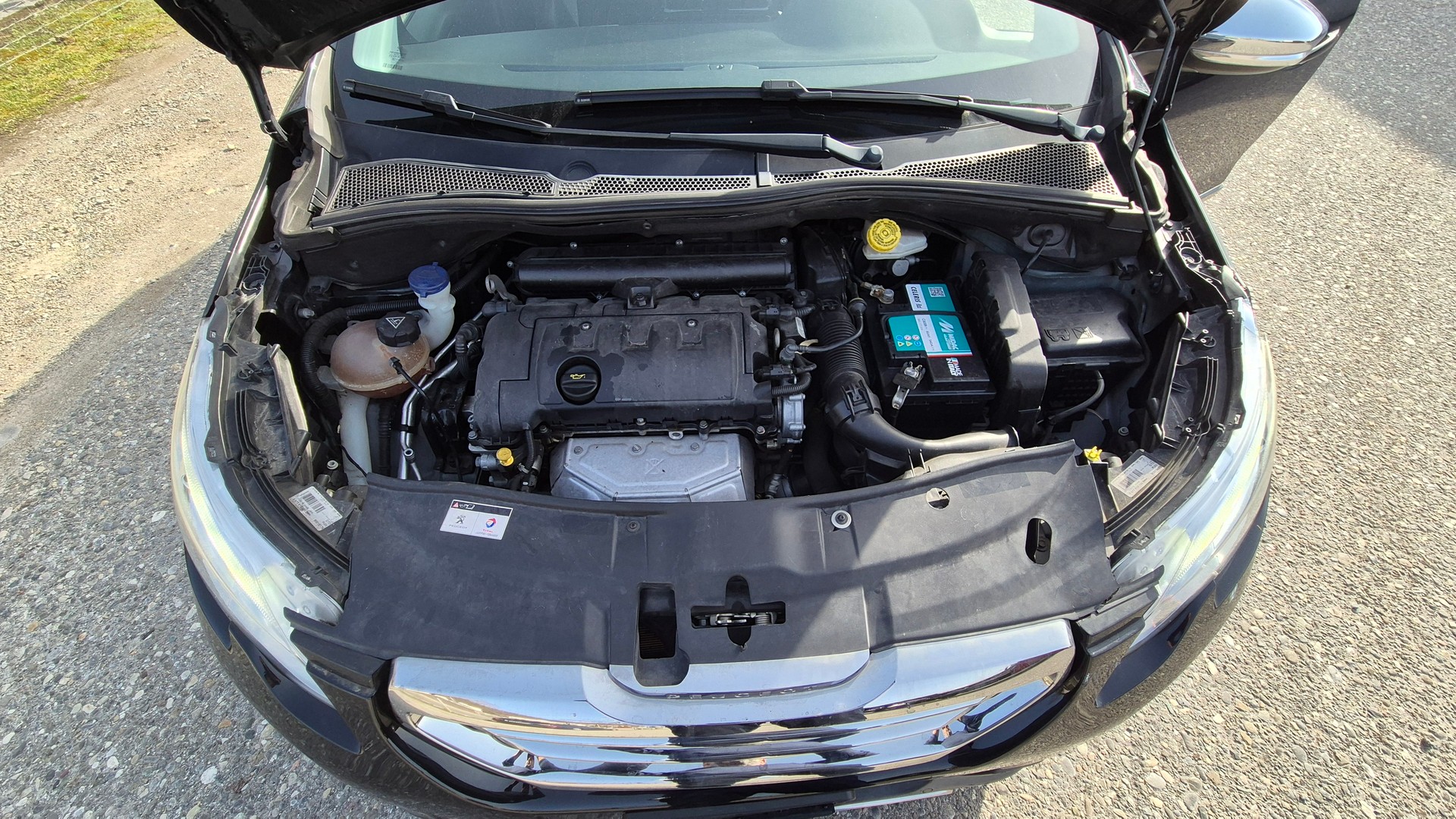 PEUGEOT 2008 1.6 VTI Active Automatic-image-12