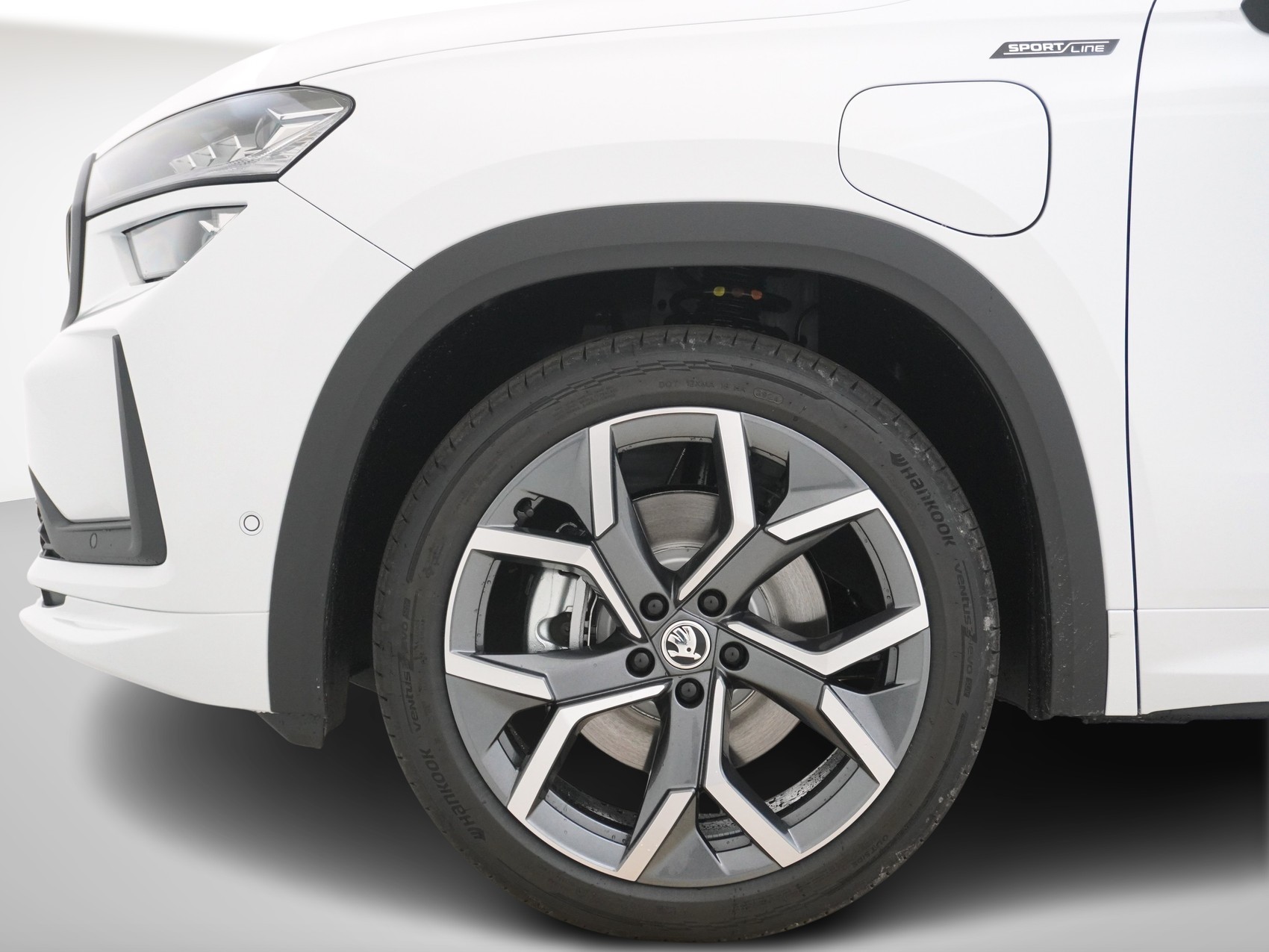 SKODA Kodiaq 1,5 TSI iV Plug-in-Hybrid Sportline-image-9