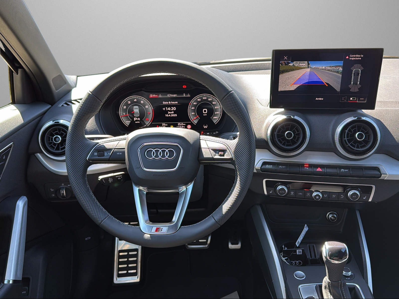 AUDI Q2 35 TFSI S line S-tronic-image-7