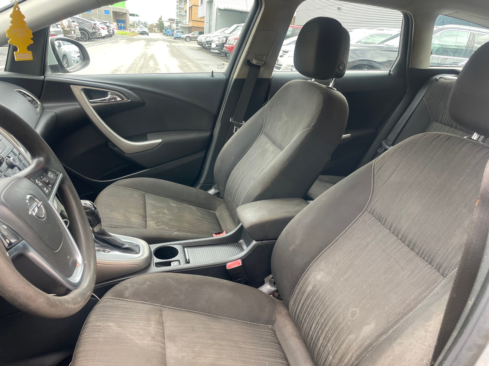 OPEL Astra SportsTourer 2.0 CDTi Cosmo Automatic-image-11