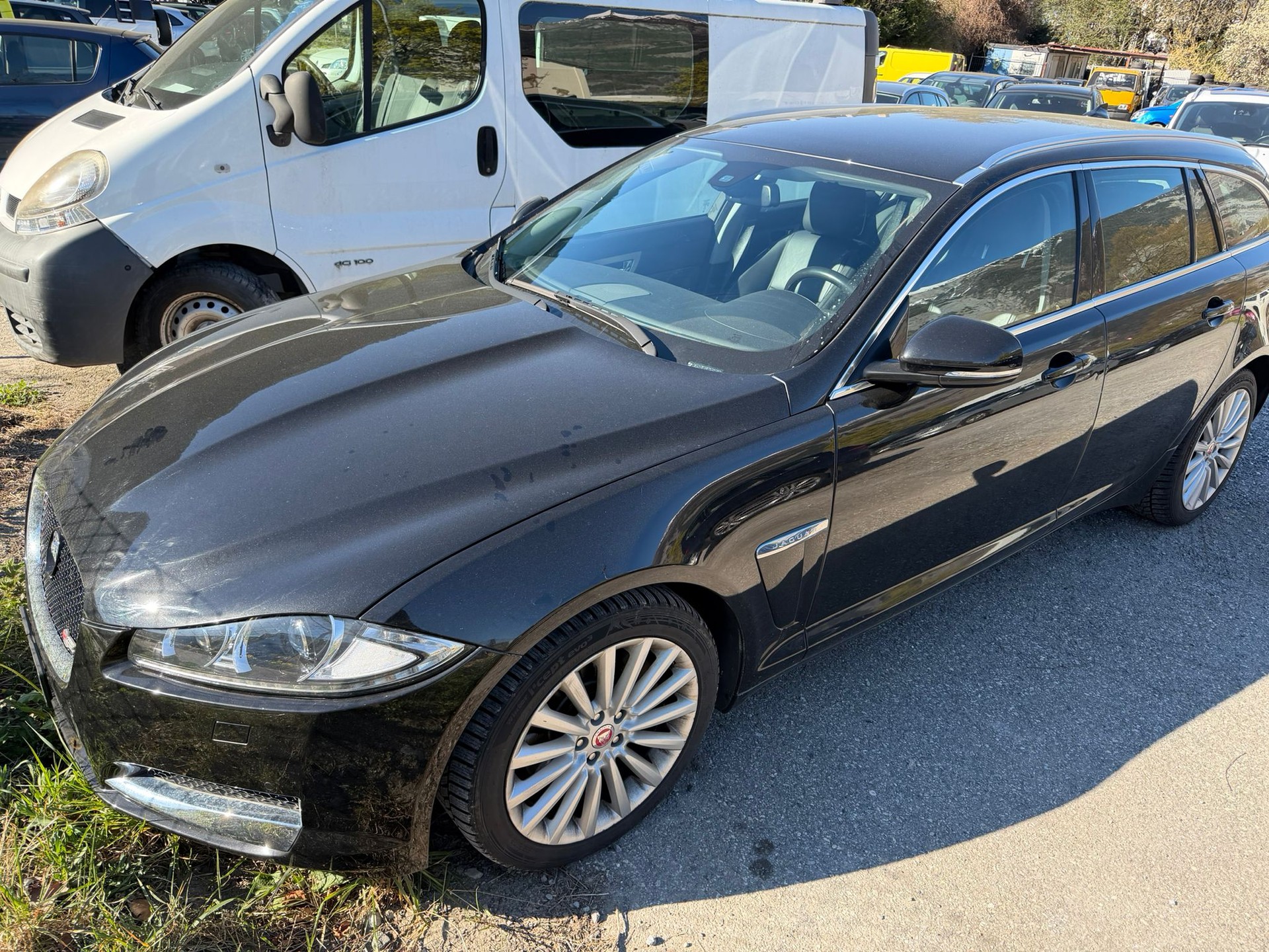 JAGUAR XF Sportbrake 2.2d-image-10
