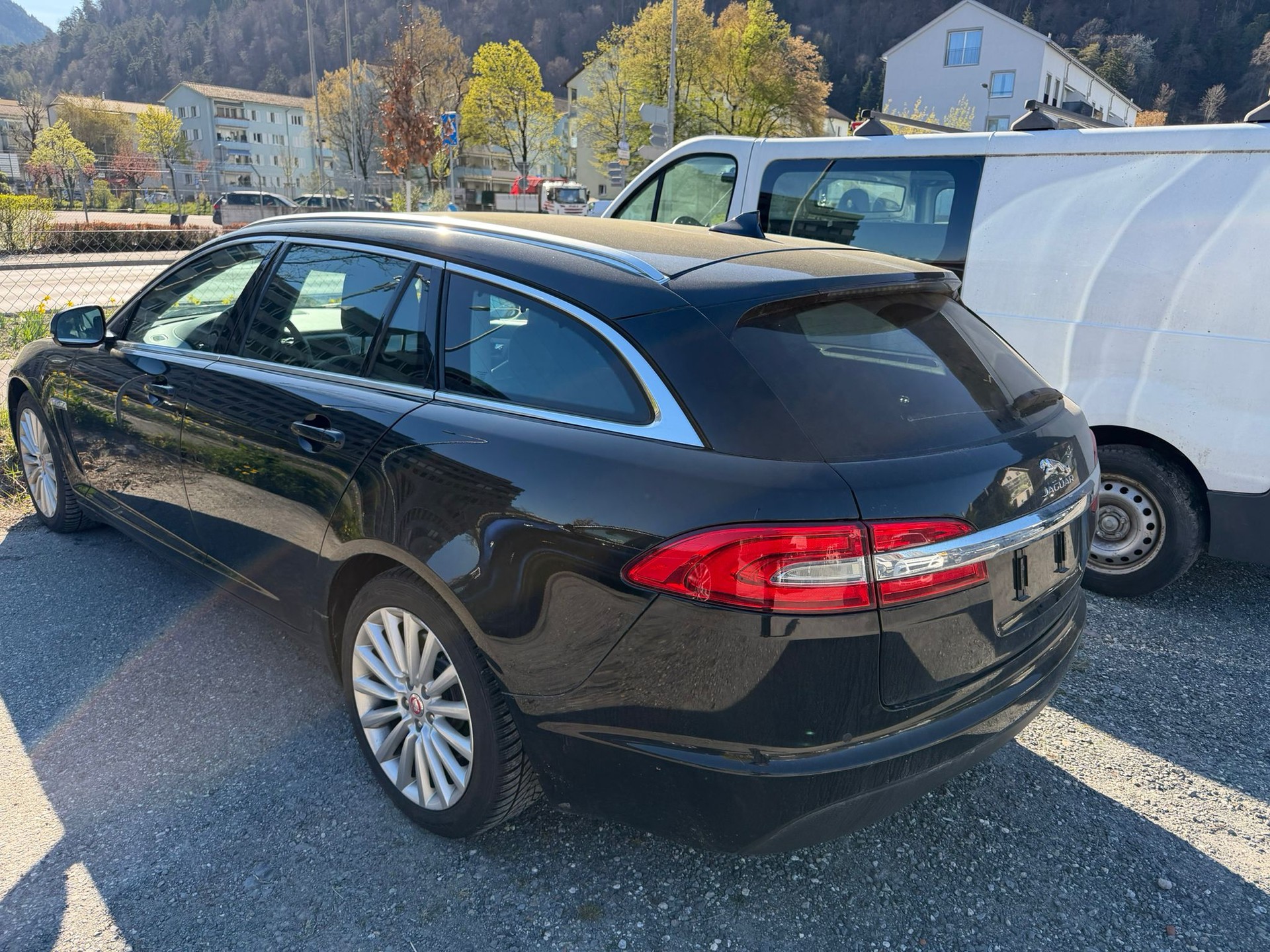 JAGUAR XF Sportbrake 2.2d-image-3