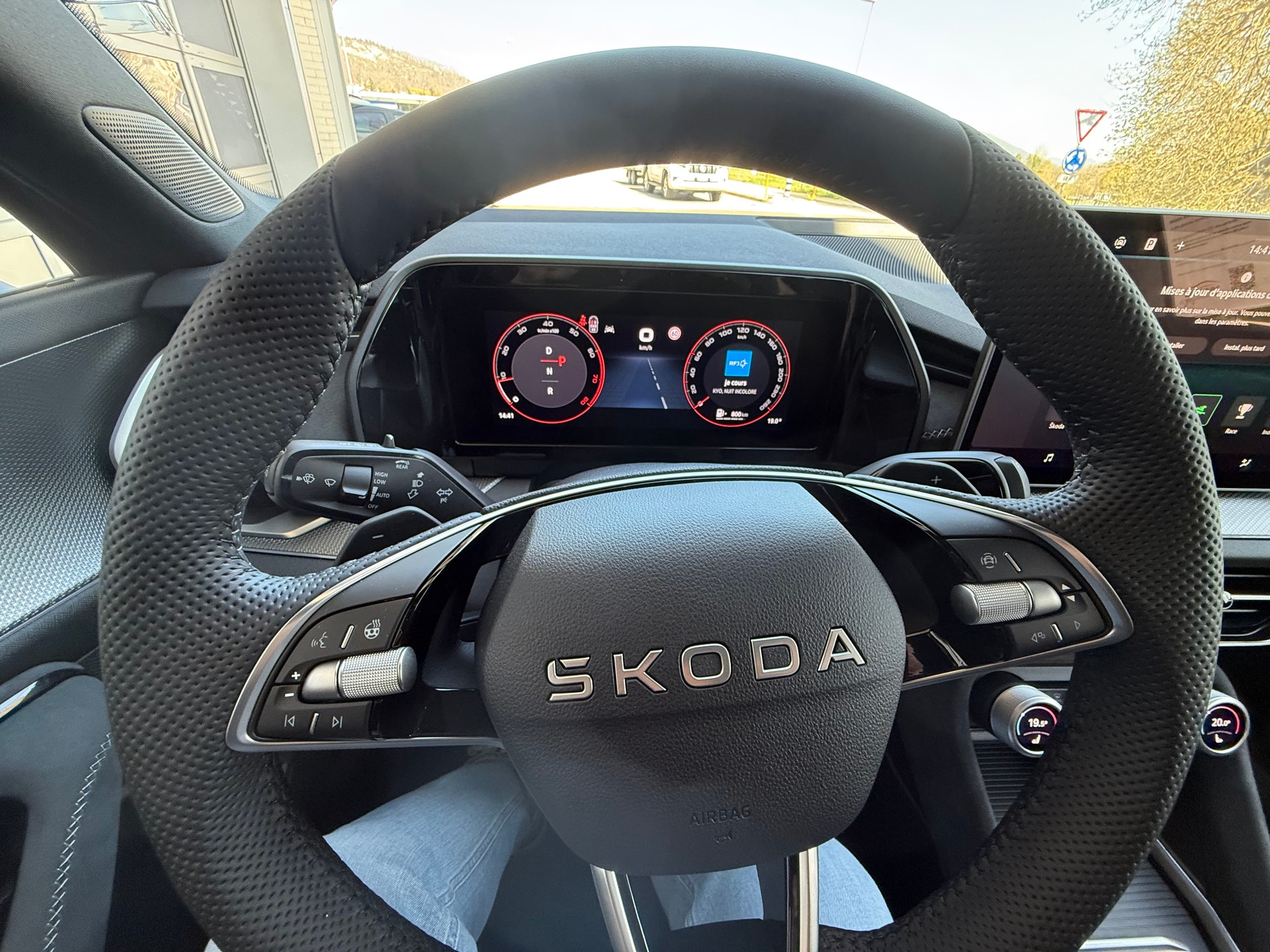 SKODA Kodiaq 2.0 TSI Sportline 4x4-image-7