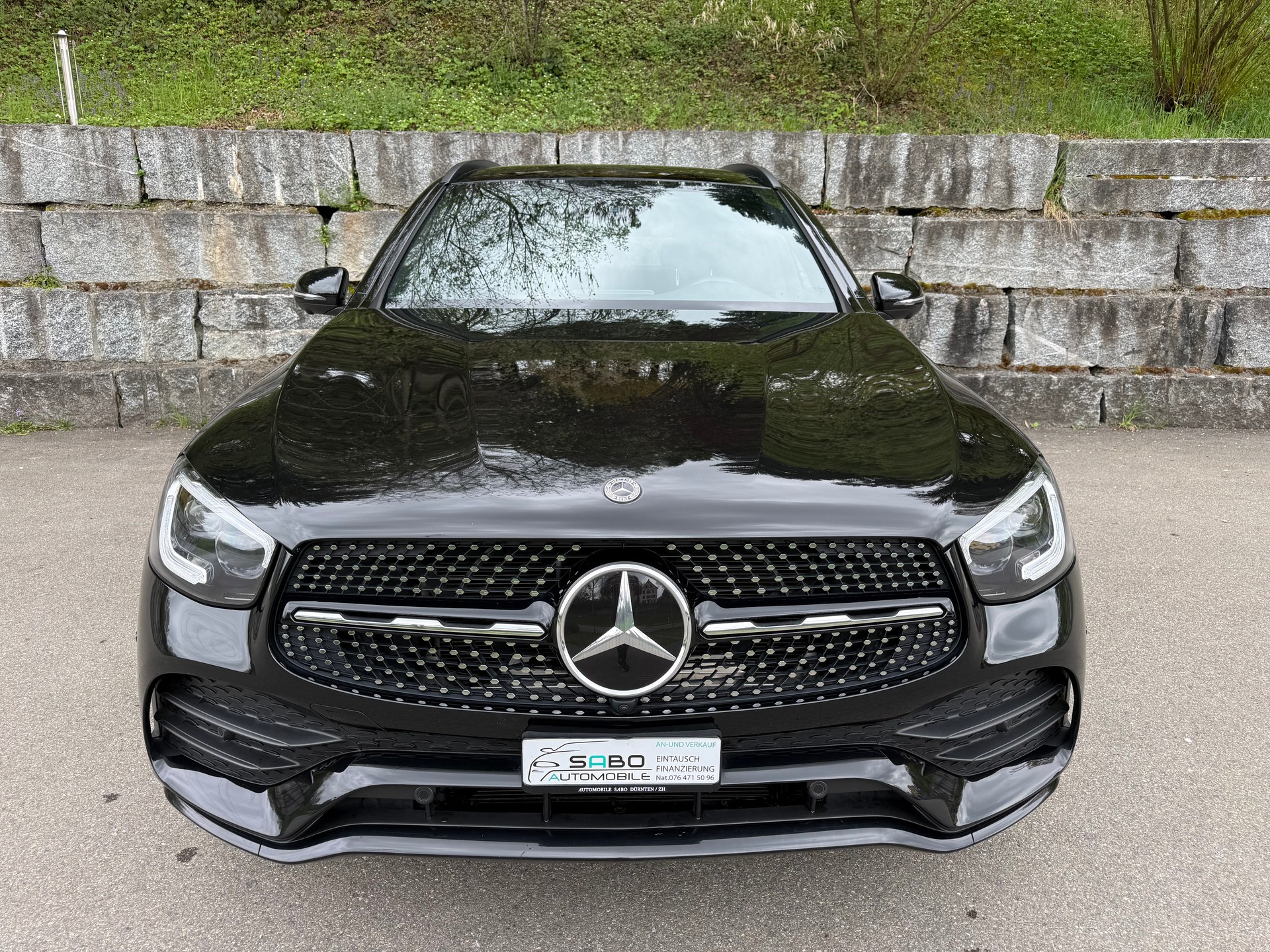 MERCEDES-BENZ GLC 300 AMG Line 4Matic 9G-Tronic-image-15