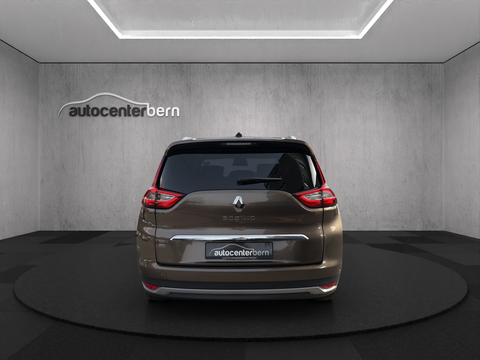 RENAULT Grand Scénic 1.6 dCi Initiale Paris EDC-image-4