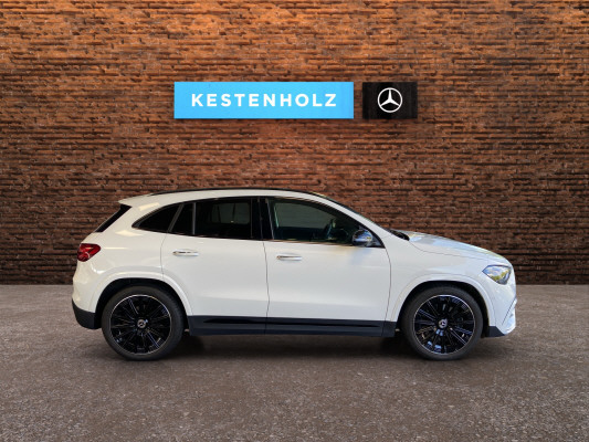 MERCEDES-BENZ GLA 250 4Matic 8G-DCT-image-2