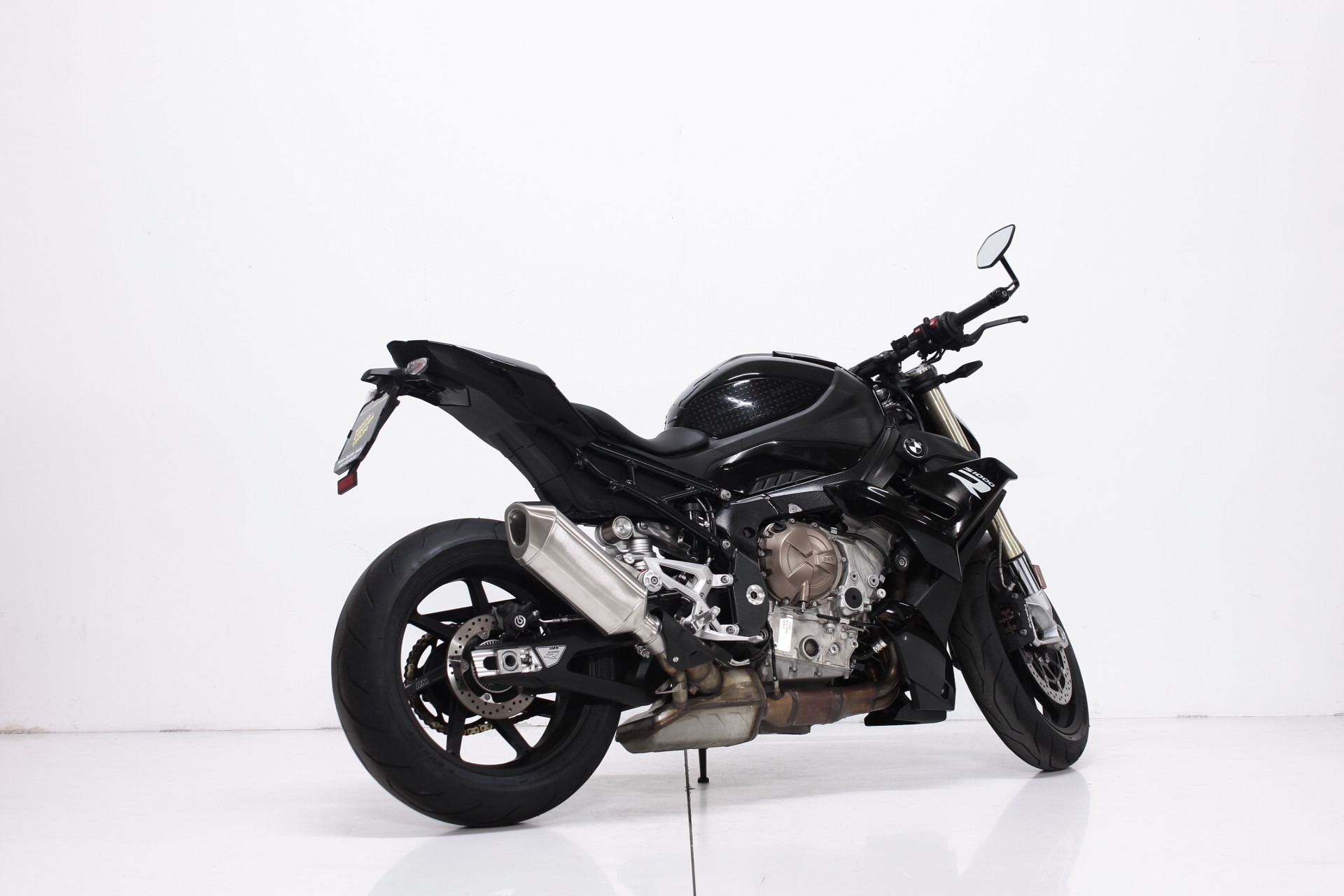 BMW S 1000 R-showroom-element-2