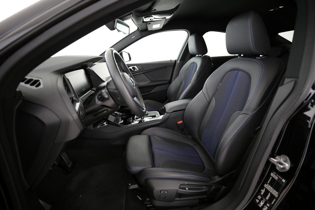 BMW 220d xDrive Gran Coupé-image-2