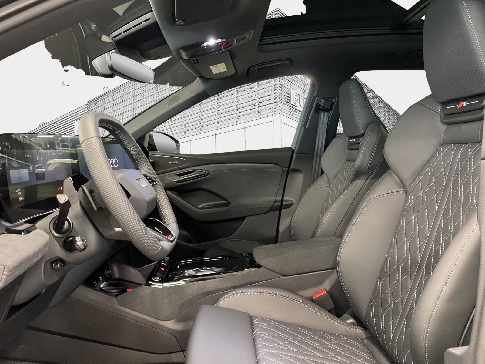 AUDI Q6 e-tron quattro-image-9