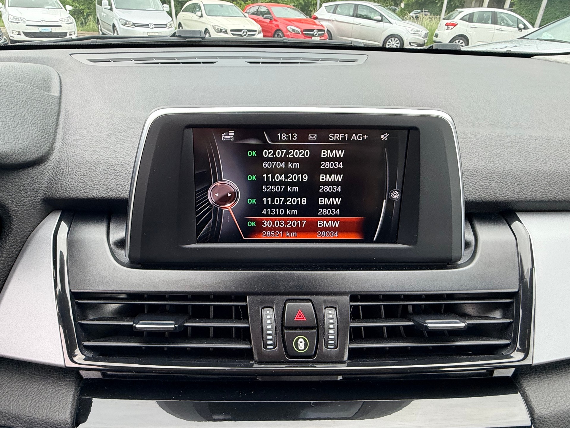 BMW 220d xDrive Active Tourer Steptronic-image-17