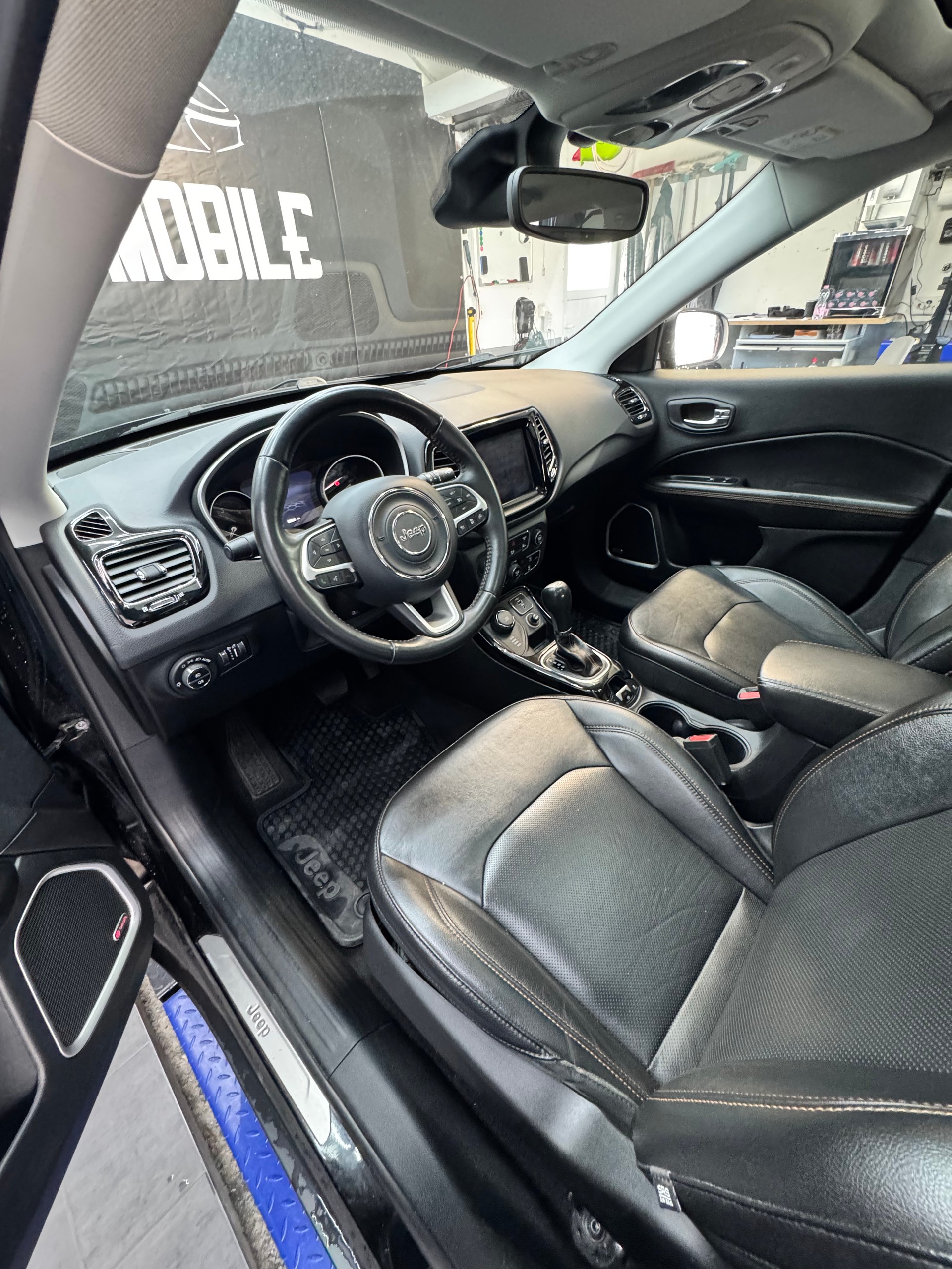 JEEP Compass 2.0CRD Limited AWD 9ATX-image-9