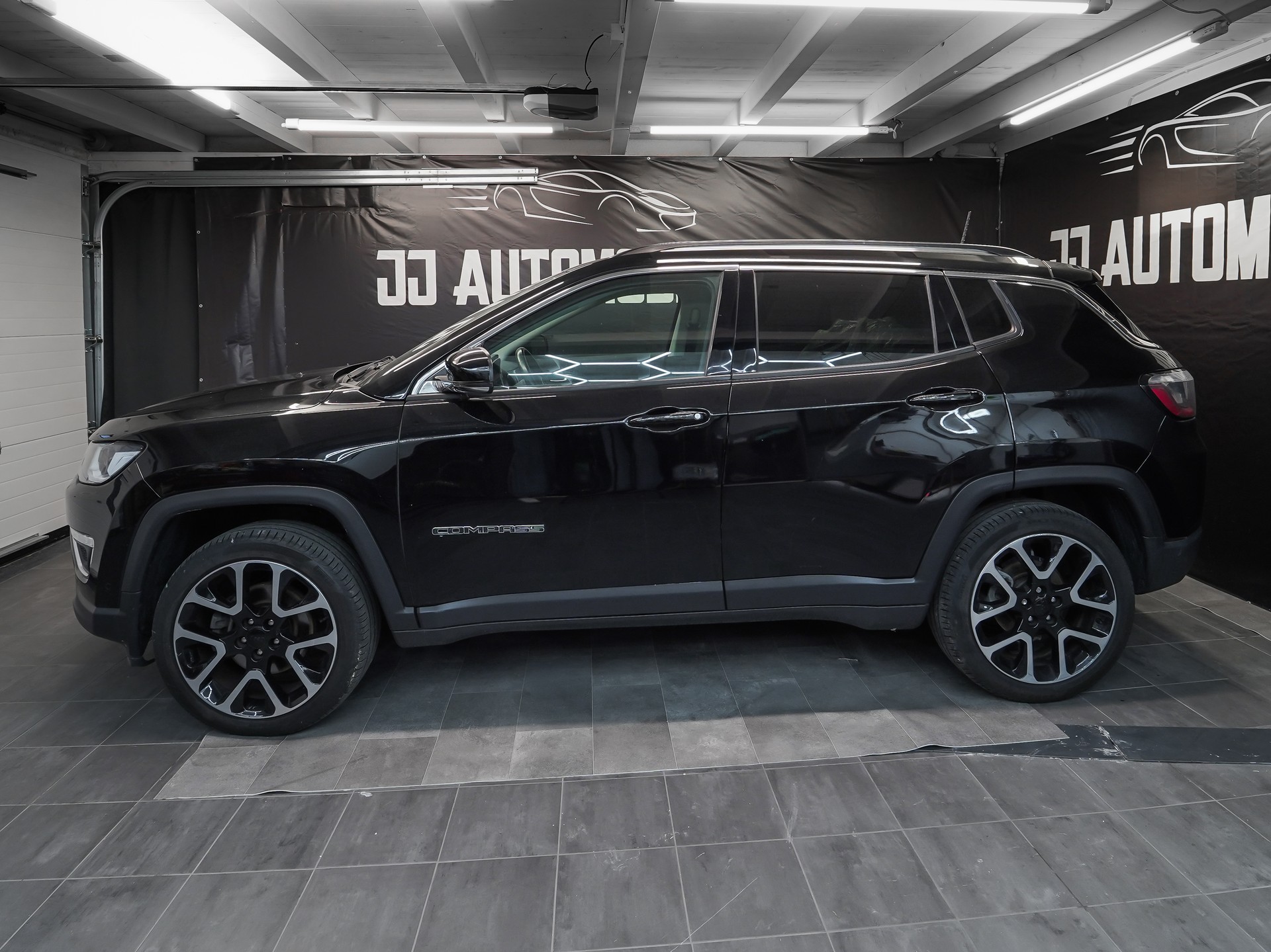 JEEP Compass 2.0CRD Limited AWD 9ATX-image-4