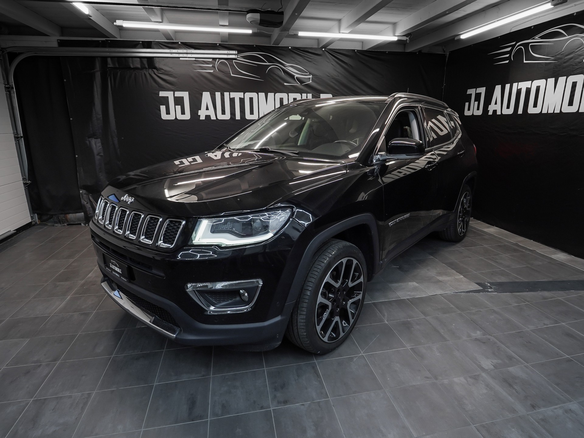 JEEP Compass 2.0CRD Limited AWD 9ATX-image-0