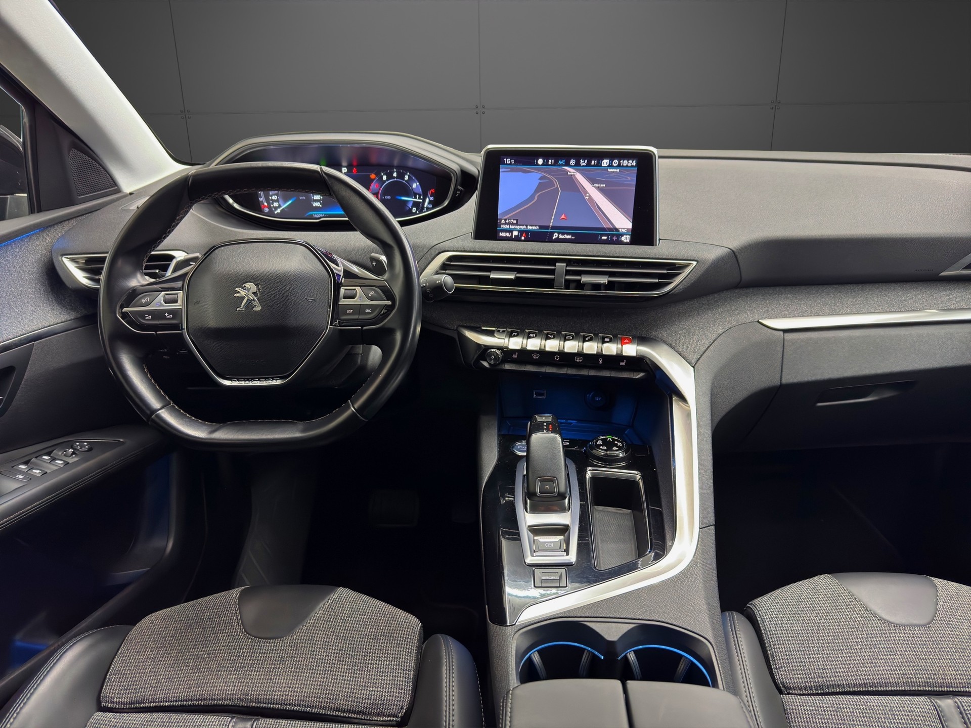 PEUGEOT 3008 1.6 THP Allure EAT-image-11