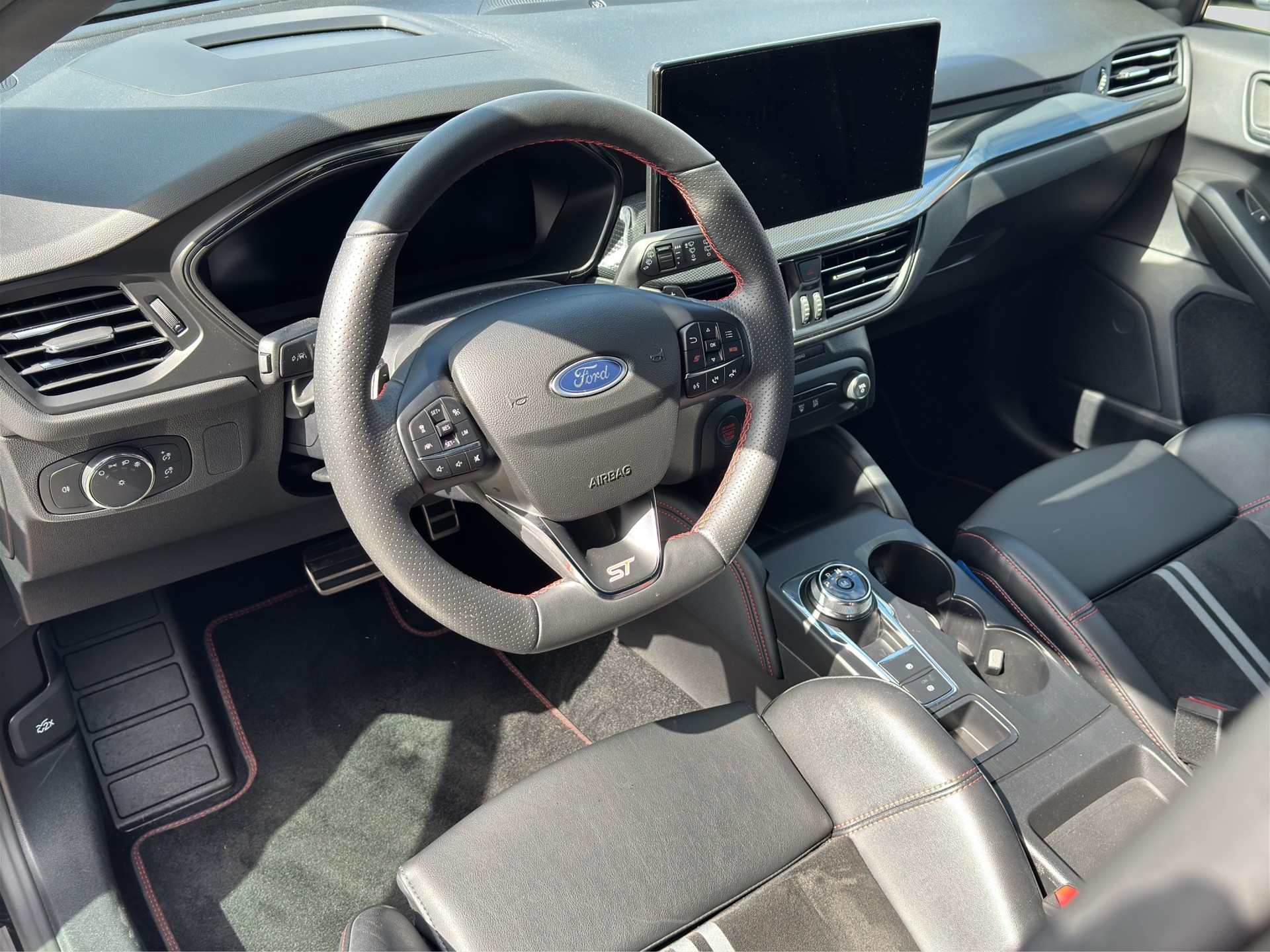 FORD Focus 2.3 ST X Automat-image-6
