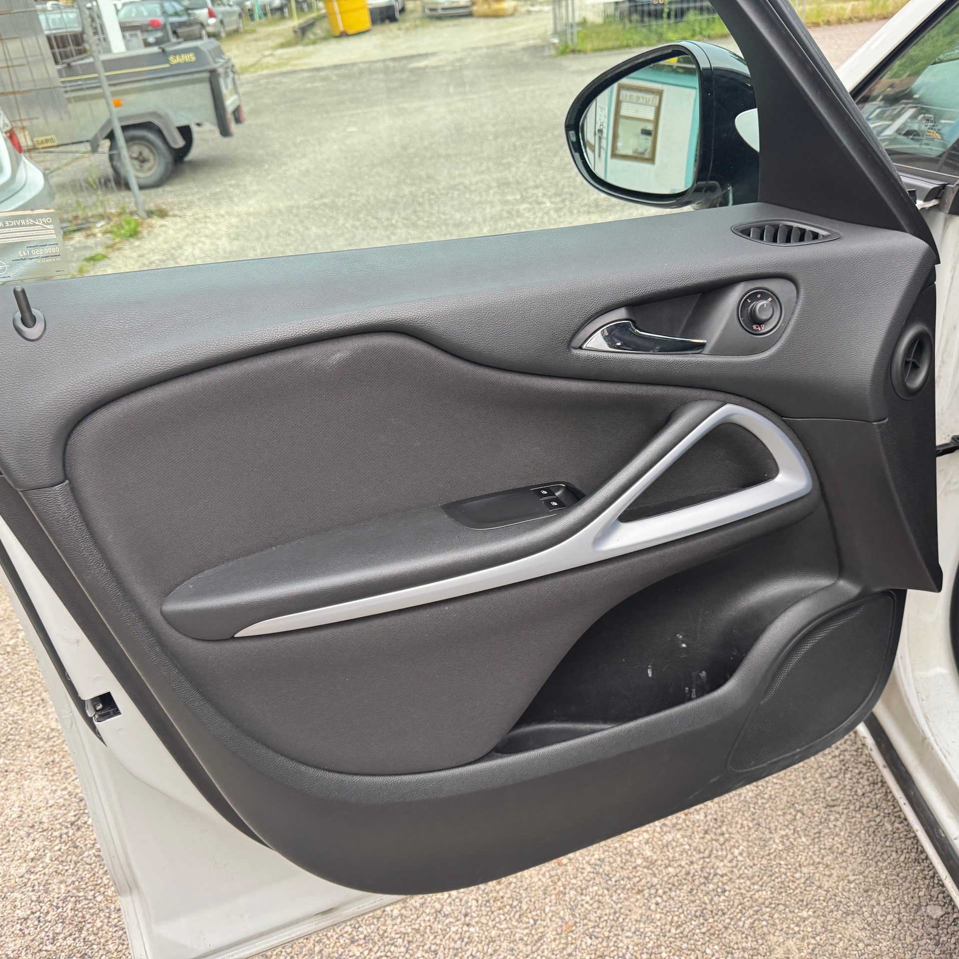 OPEL Zafira Tourer 1.4i 16V Turbo Enjoy Automatic-image-4
