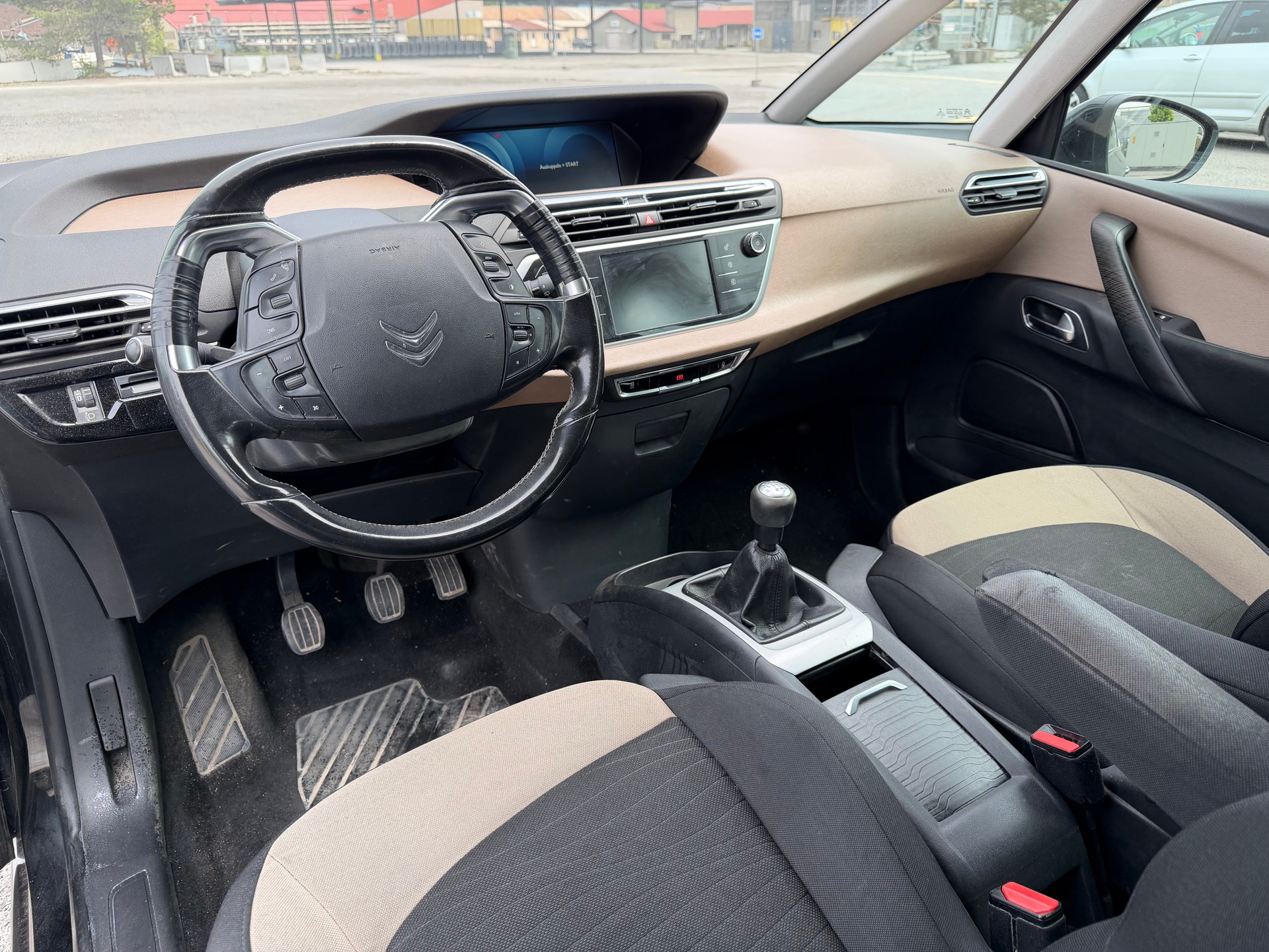 CITROEN C4 Picasso 1.6i 16V THP Intensive-image-10