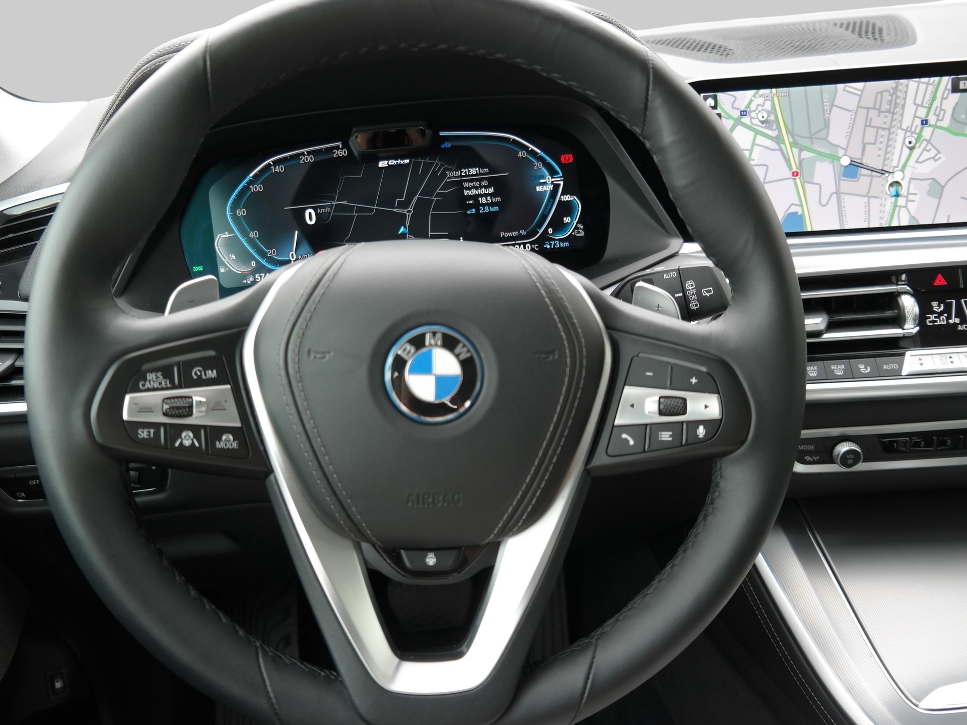 BMW X5 xDrive45e xLine-image-6