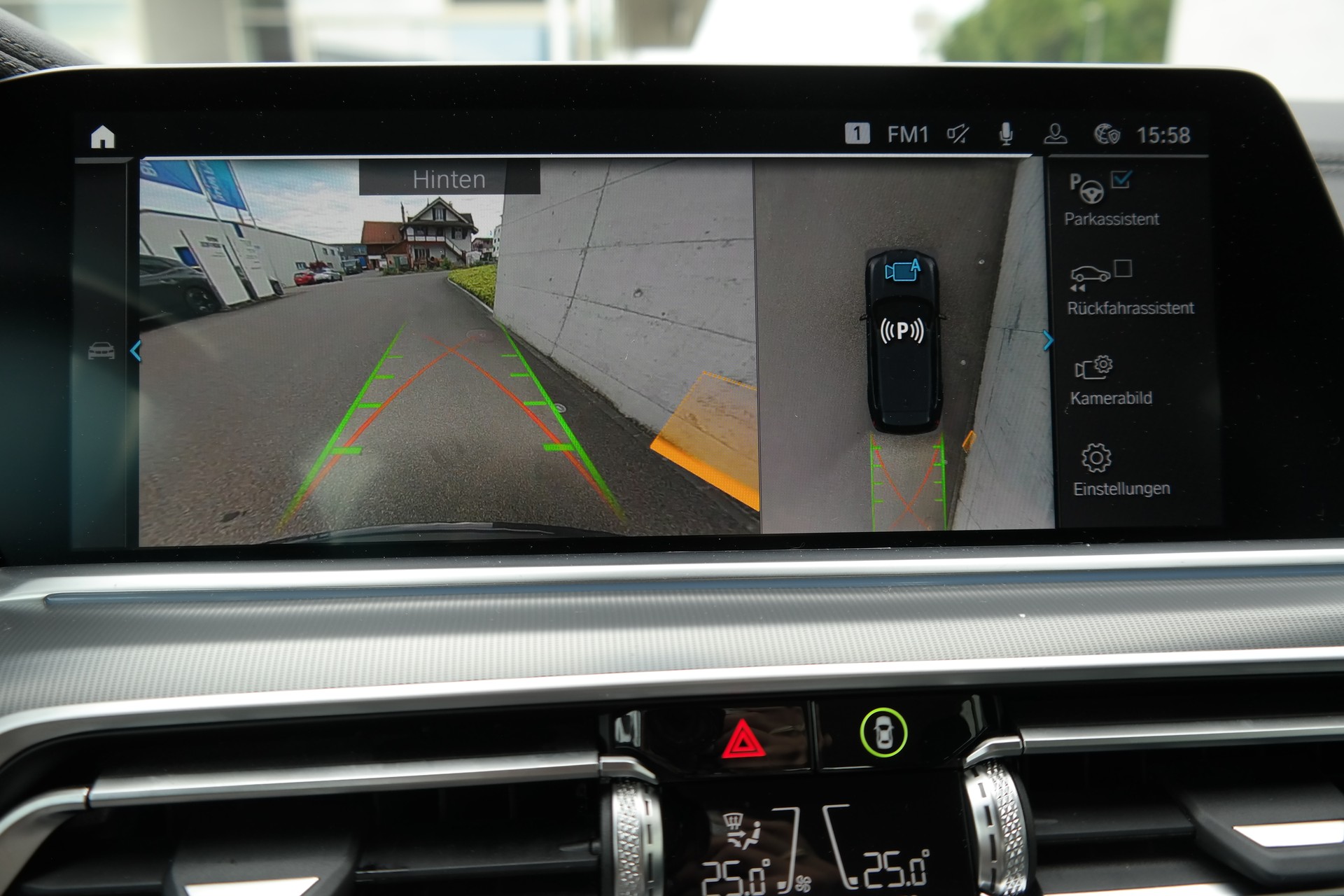 BMW X5 xDrive45e xLine-image-13