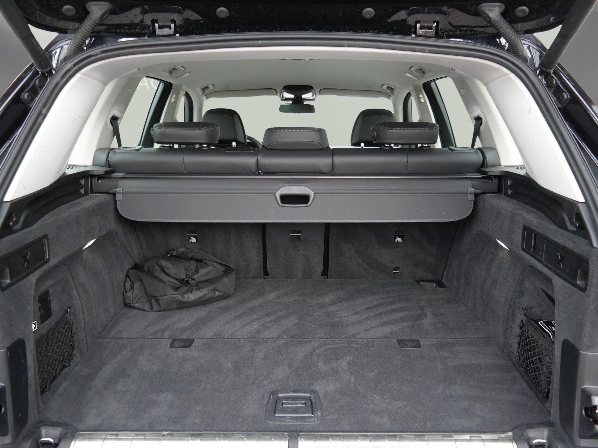 BMW X5 xDrive45e xLine-image-16