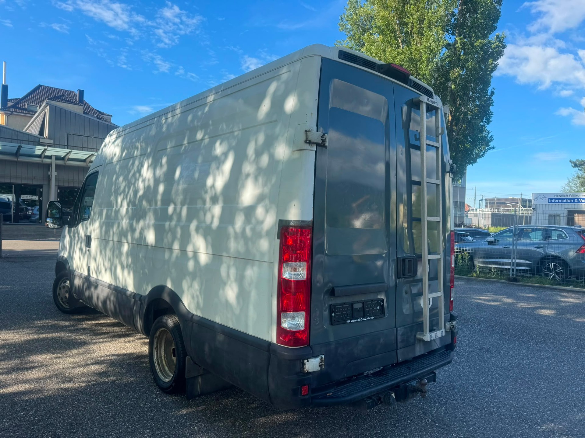 IVECO 35 C 17 V EEV ** 3-Plätzer ** Anhhängerkupplung ** Sortimo ** LTZ MFK 20.07.2023-image-8