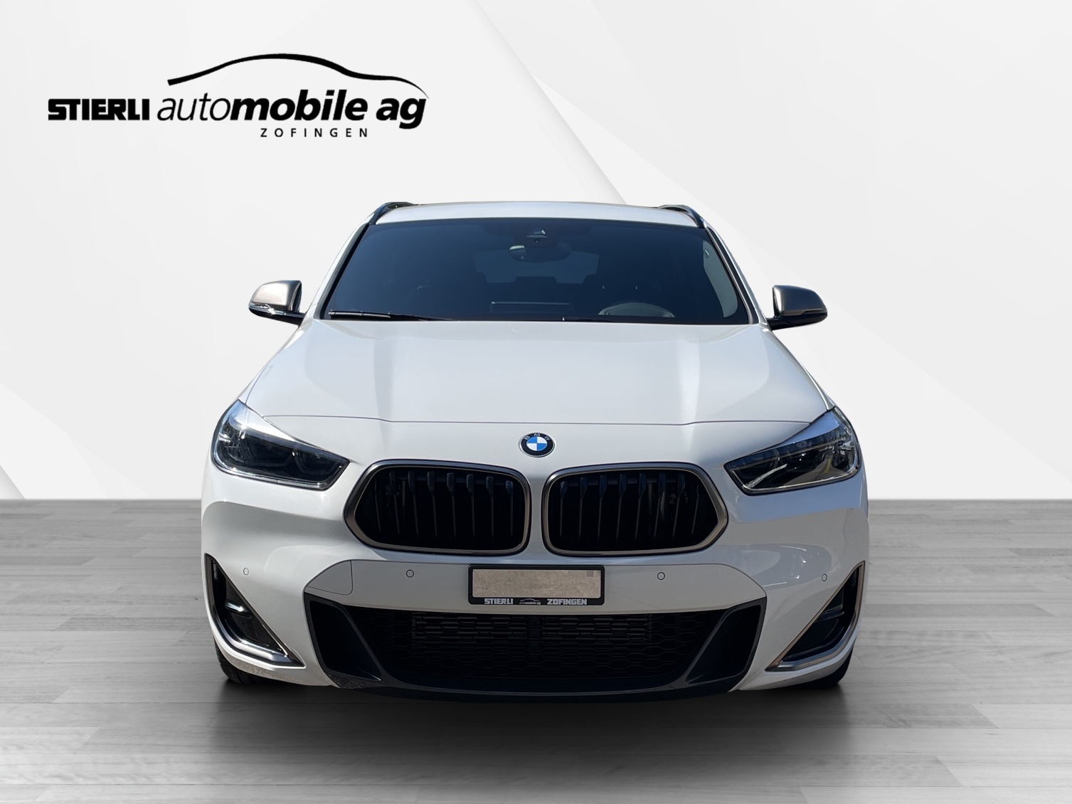 BMW X2 M35i-showroom-element-1