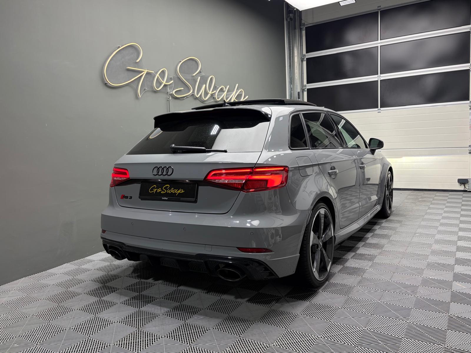 AUDI RS3 Sportback 2.5 TSI quattro S-tronic-showroom-element-3