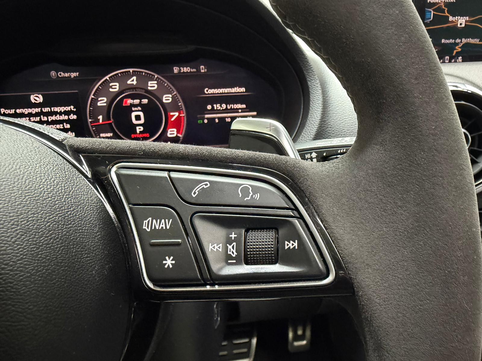 AUDI RS3 Sportback 2.5 TSI quattro S-tronic-image-19