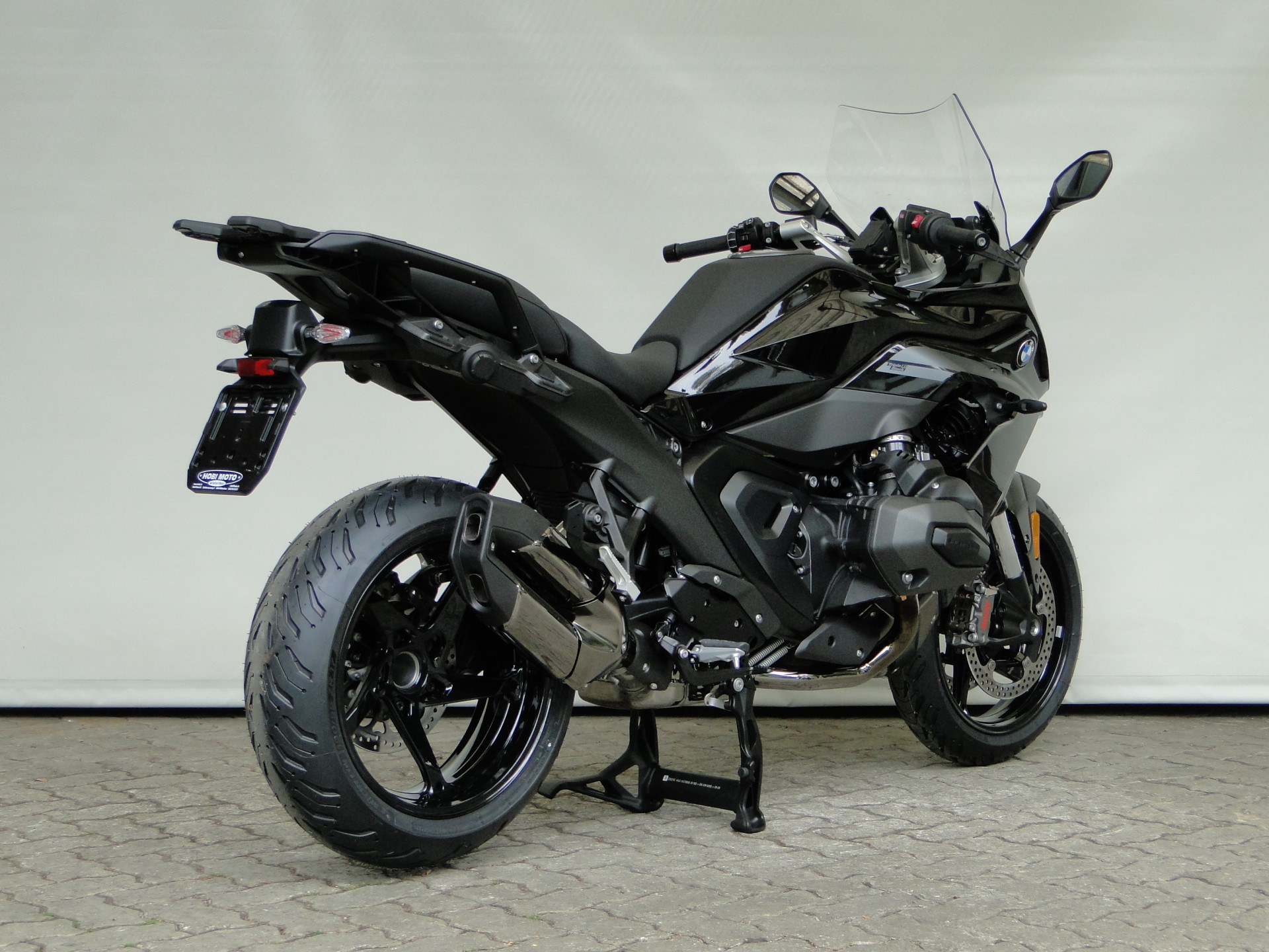 BMW R 1300 RS ASA Triple Black-showroom-element-3