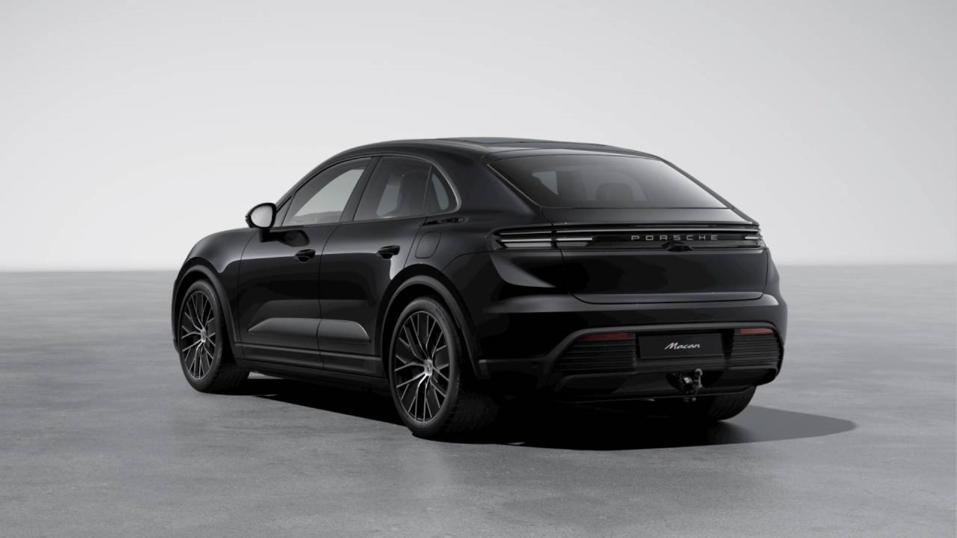 PORSCHE Macan 4-showroom-element-2