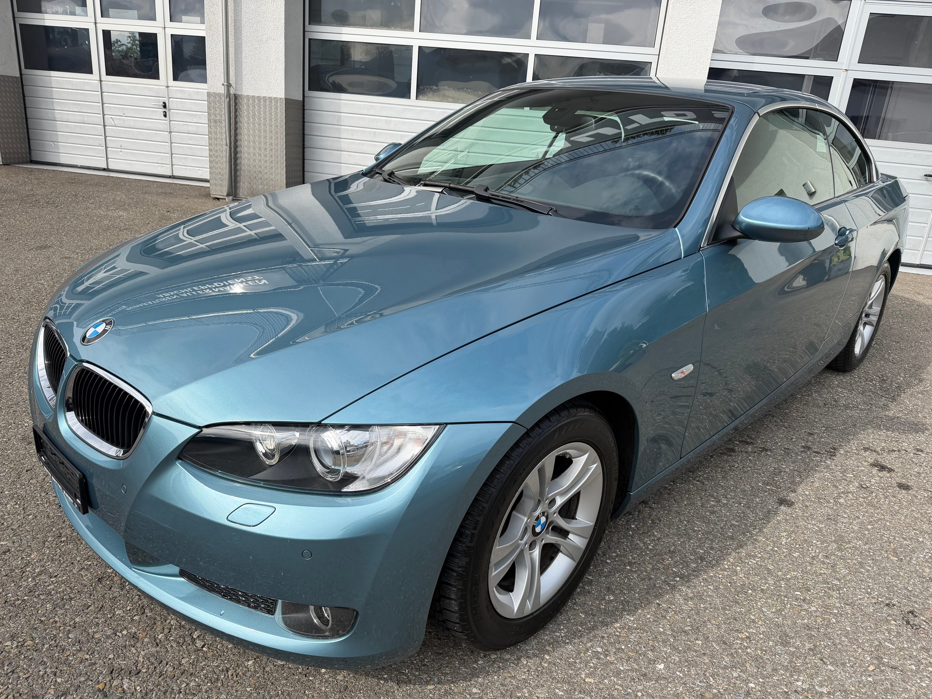 BMW 320i Cabriolet Steptronic