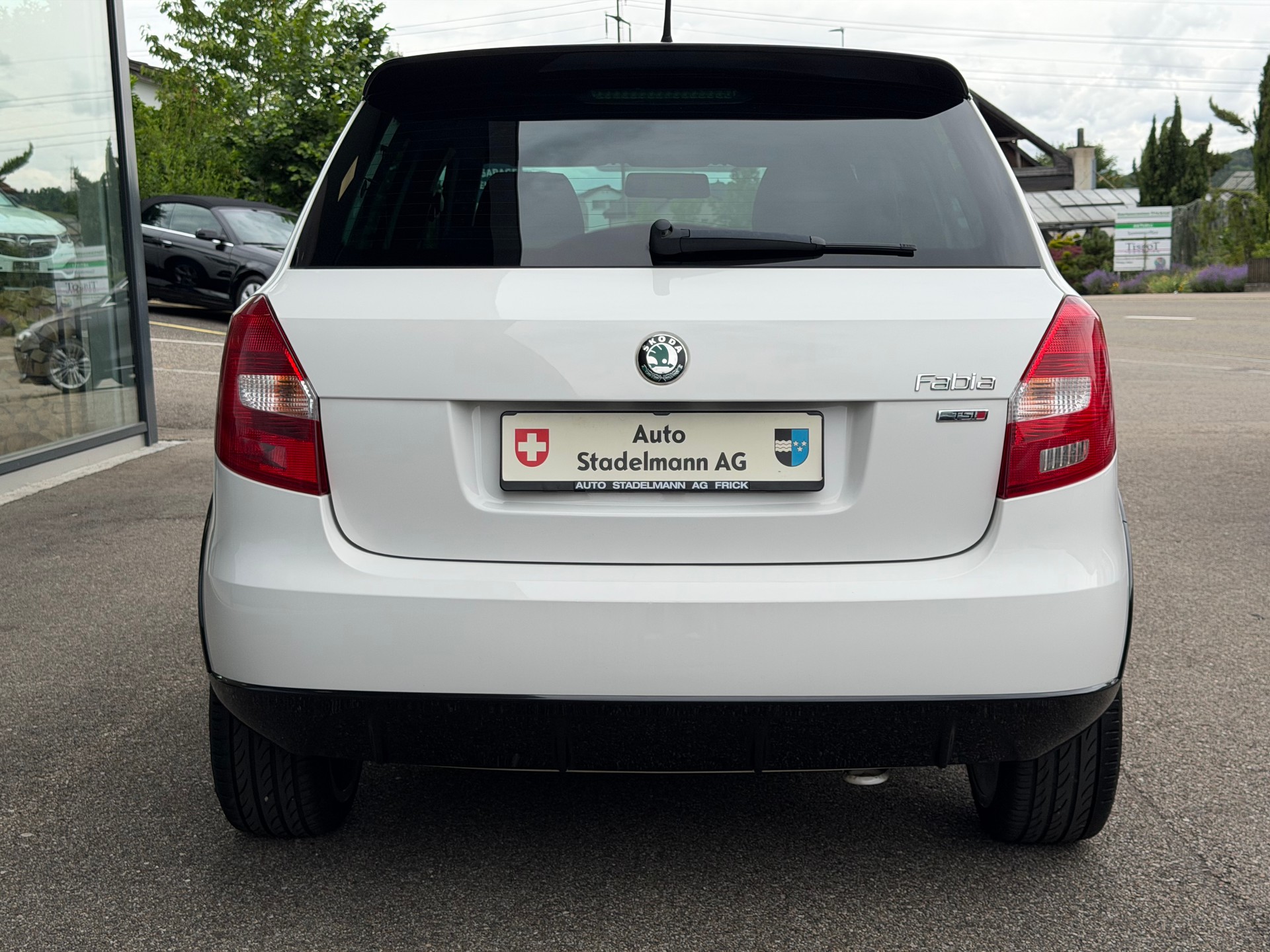 SKODA Fabia 1.2 TSI Ambiente-image-4