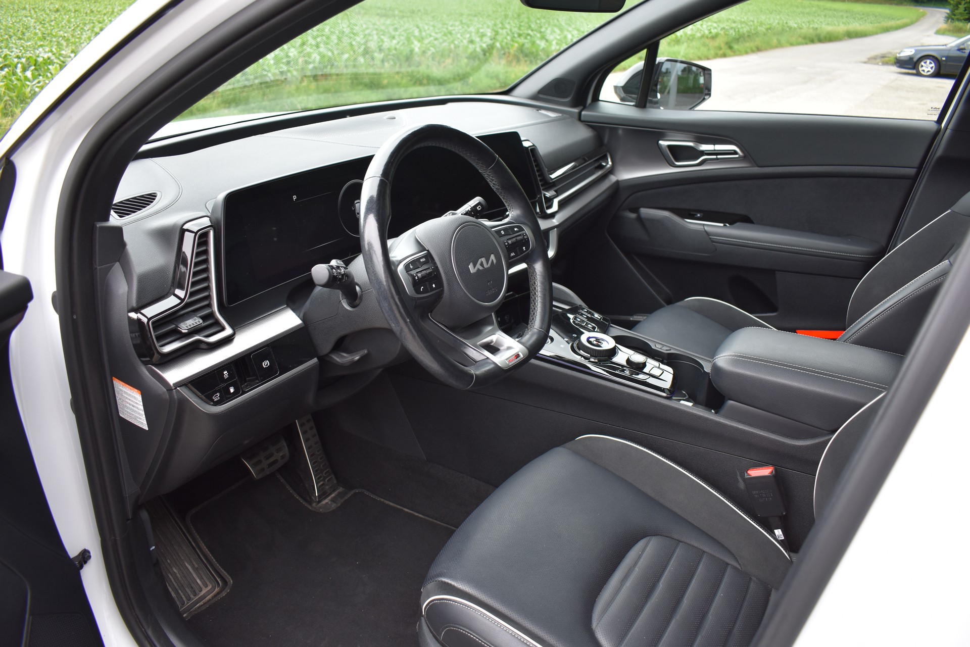KIA Sportage 1.6T-GDi PHEV GT-Line 4x4 A-image-8