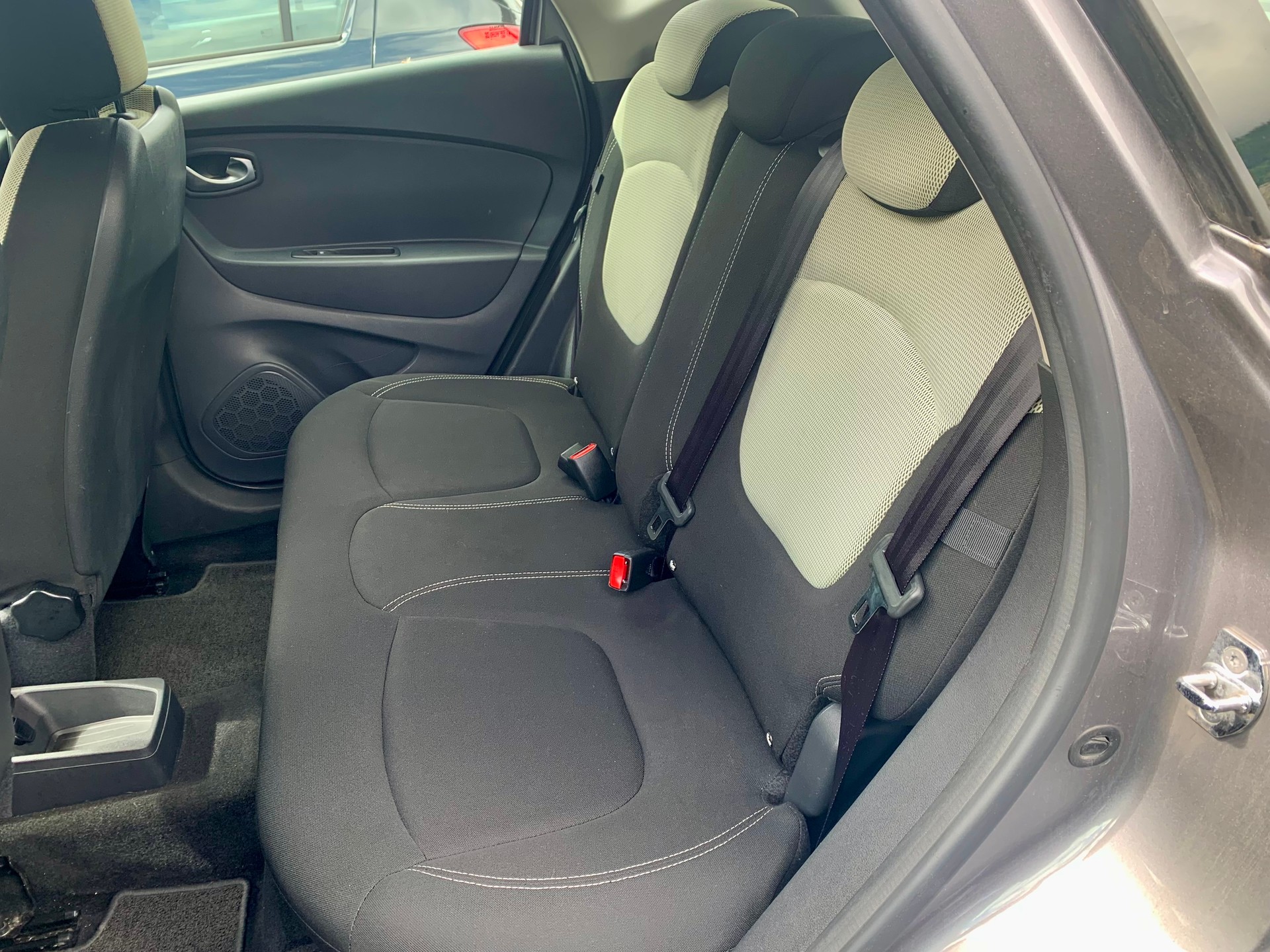 RENAULT Captur 0.9 Zen-image-8
