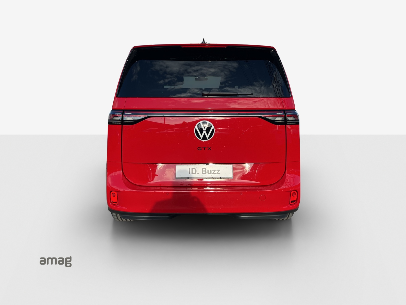VW ID.Buzz NWB GTX 4 Motion-image-3