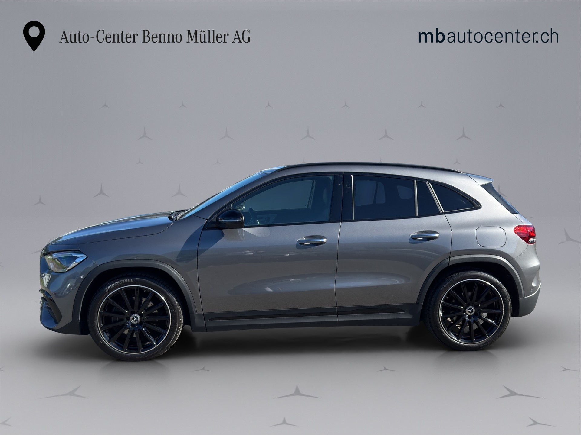 MERCEDES-BENZ GLA 200 AMG Line-image-1
