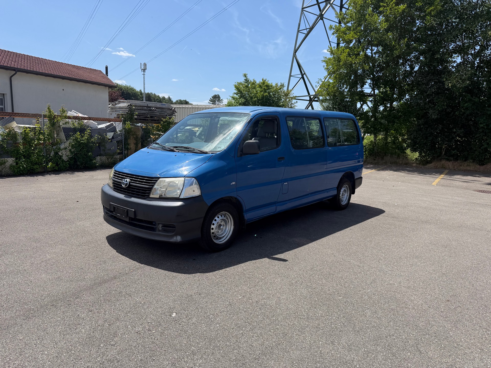 TOYOTA Hiace D-4D Kombi 4WD SWB-image-0