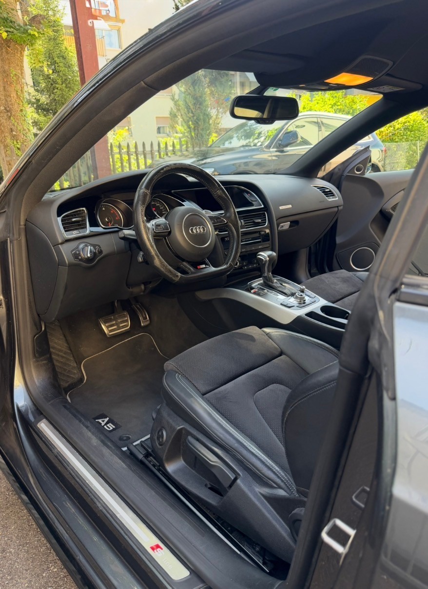 AUDI 2.0 TDI 190 quattro S-Tronic-image-3