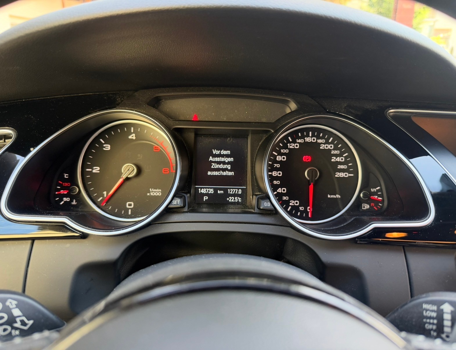 AUDI 2.0 TDI 190 quattro S-Tronic-image-5