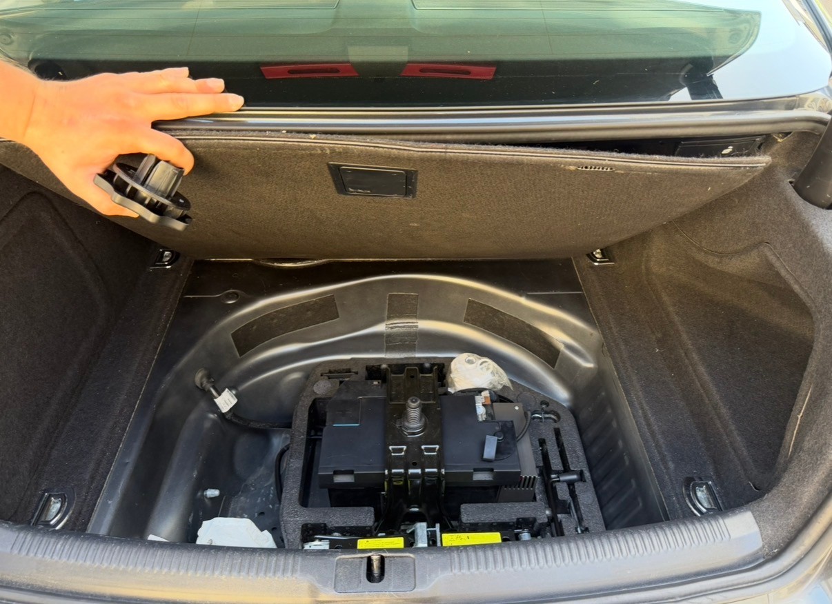 AUDI 2.0 TDI 190 quattro S-Tronic-image-9