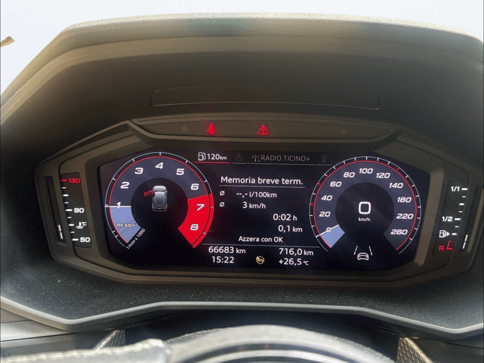 AUDI A1 Sportback 30 TFSI advanced-image-11