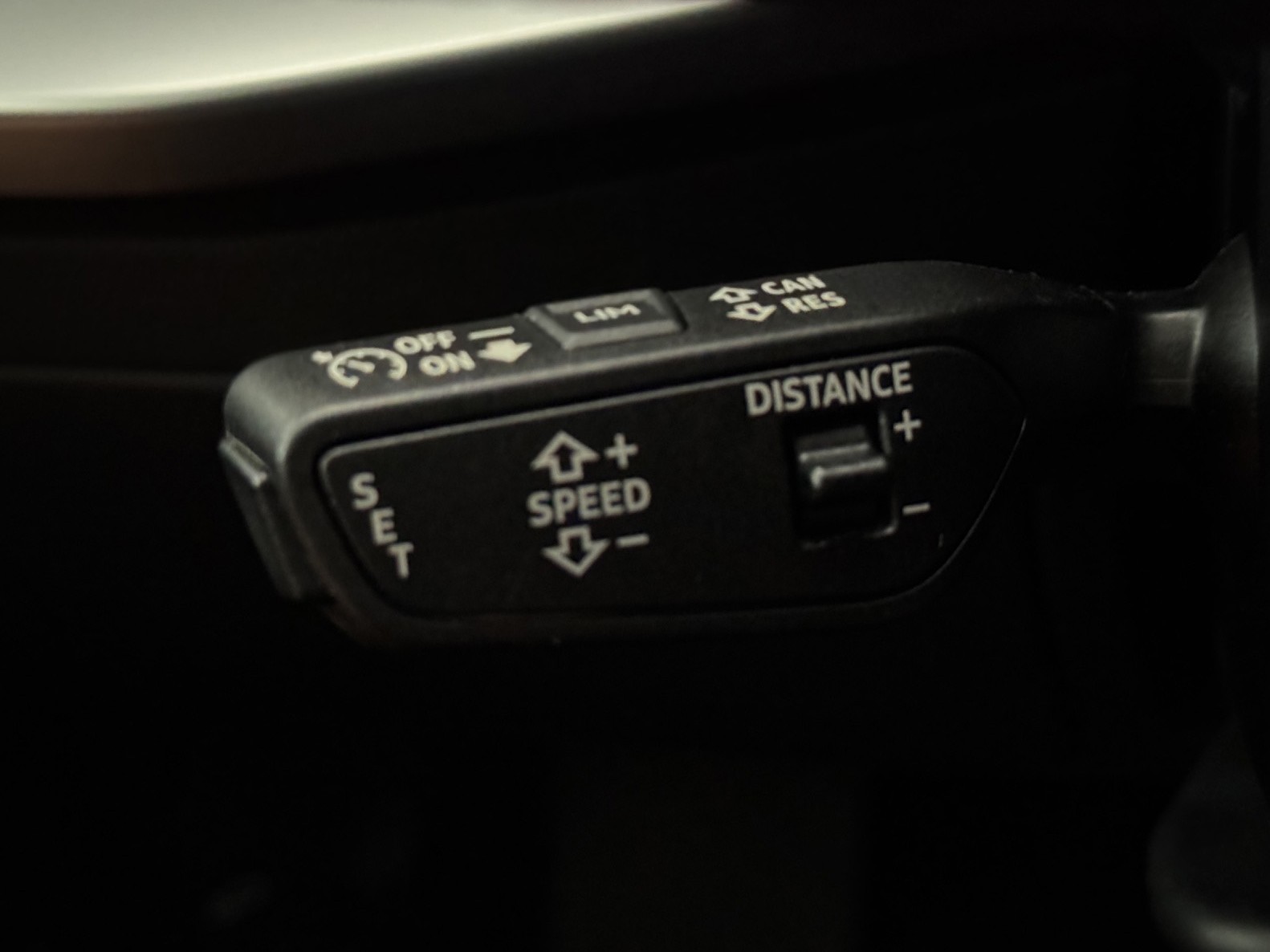 AUDI A3 Limousine 35 TFSI S-Line S-tronic "Leder-19"Alu-RF.-Kamera-Navi"-image-14
