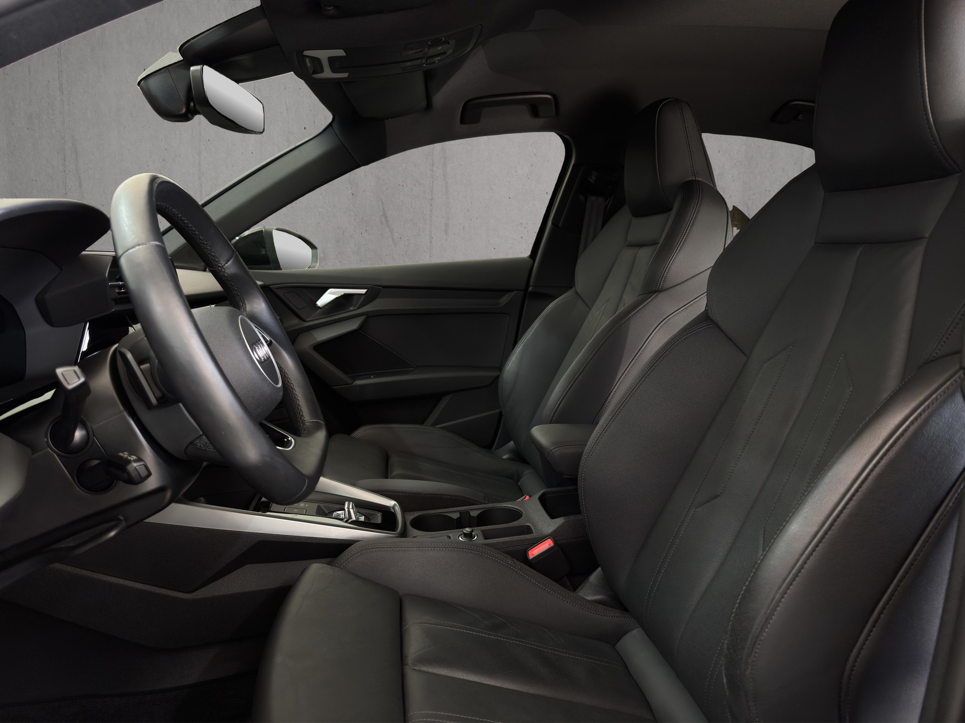 AUDI A3 Limousine 35 TFSI S-Line S-tronic "Leder-19"Alu-RF.-Kamera-Navi"-image-7