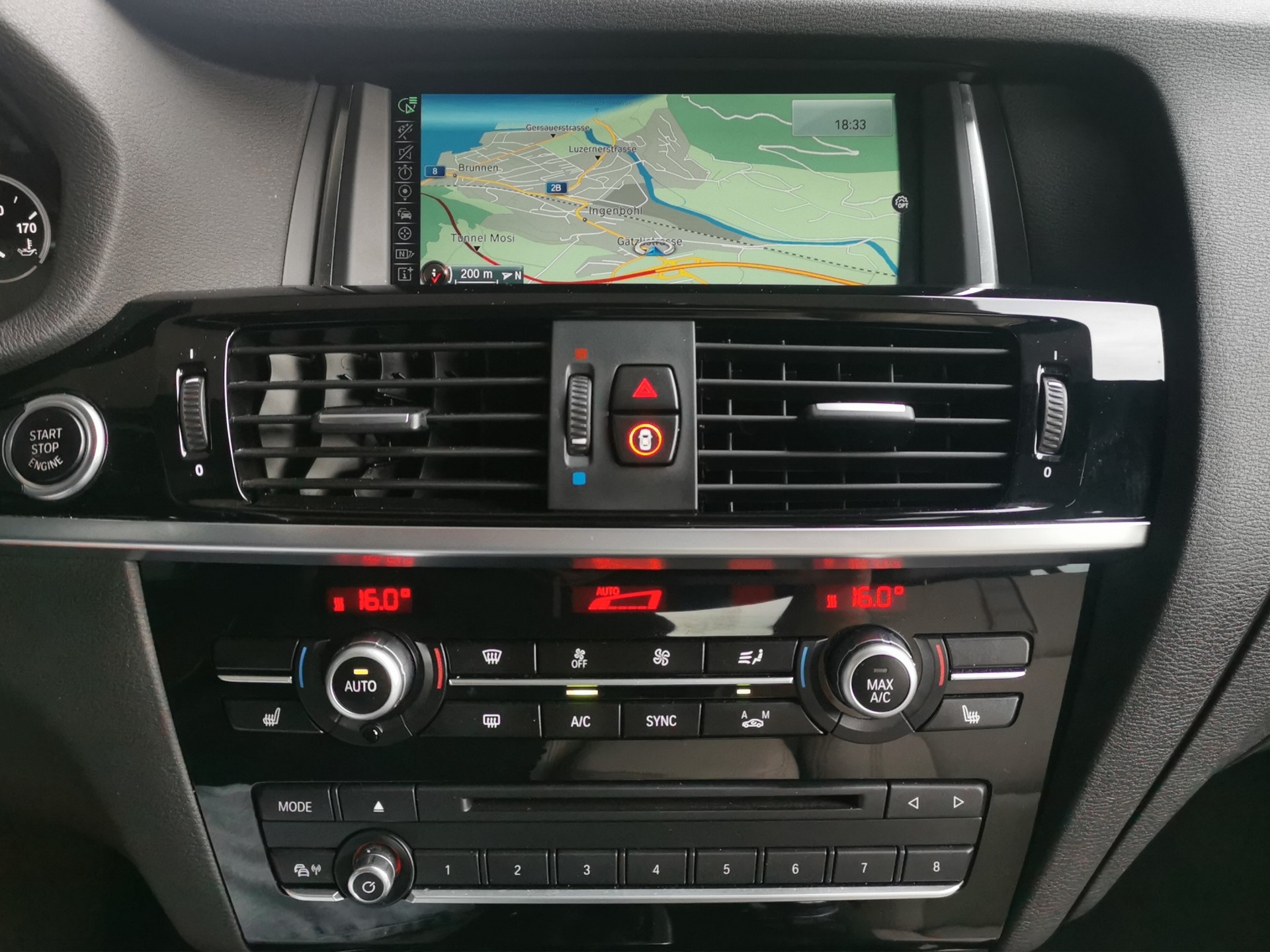 BMW X4 xDrive 35i Steptronic-image-21