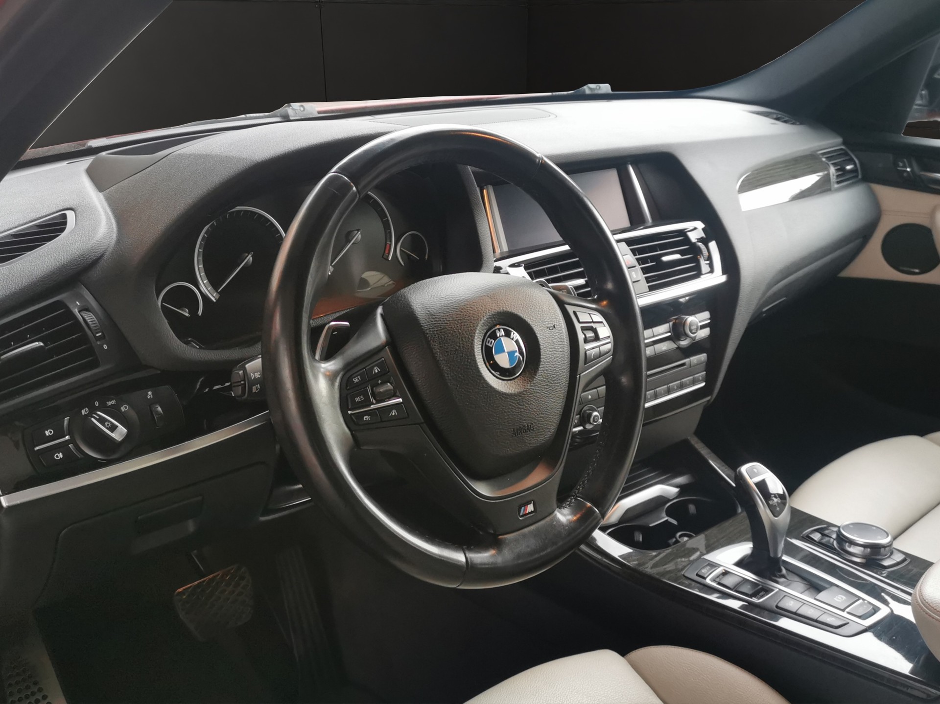 BMW X4 xDrive 35i Steptronic-image-10