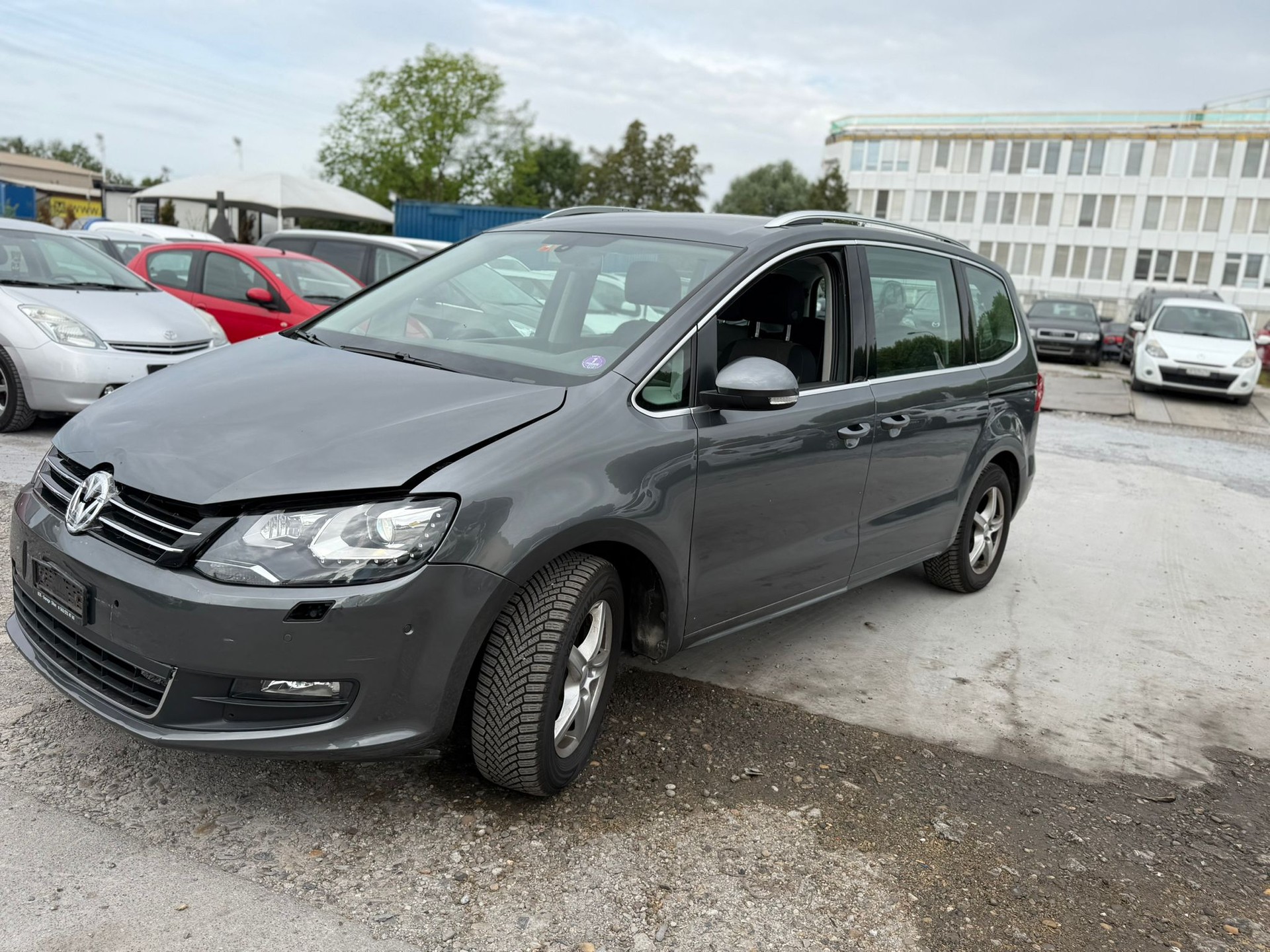 VW Sharan 2.0 TSI Highline DSG-image-1