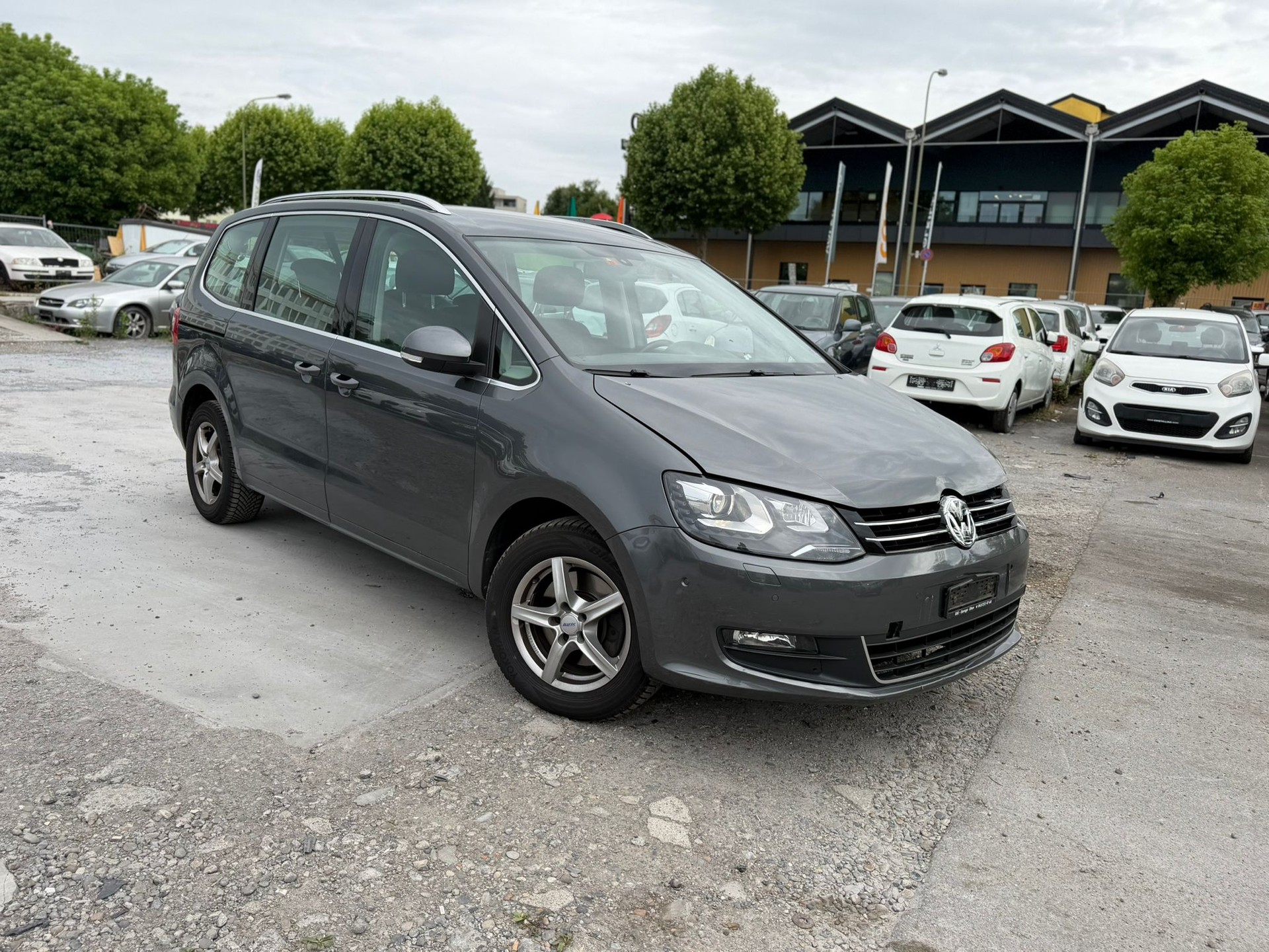 VW Sharan 2.0 TSI Highline DSG-image-2