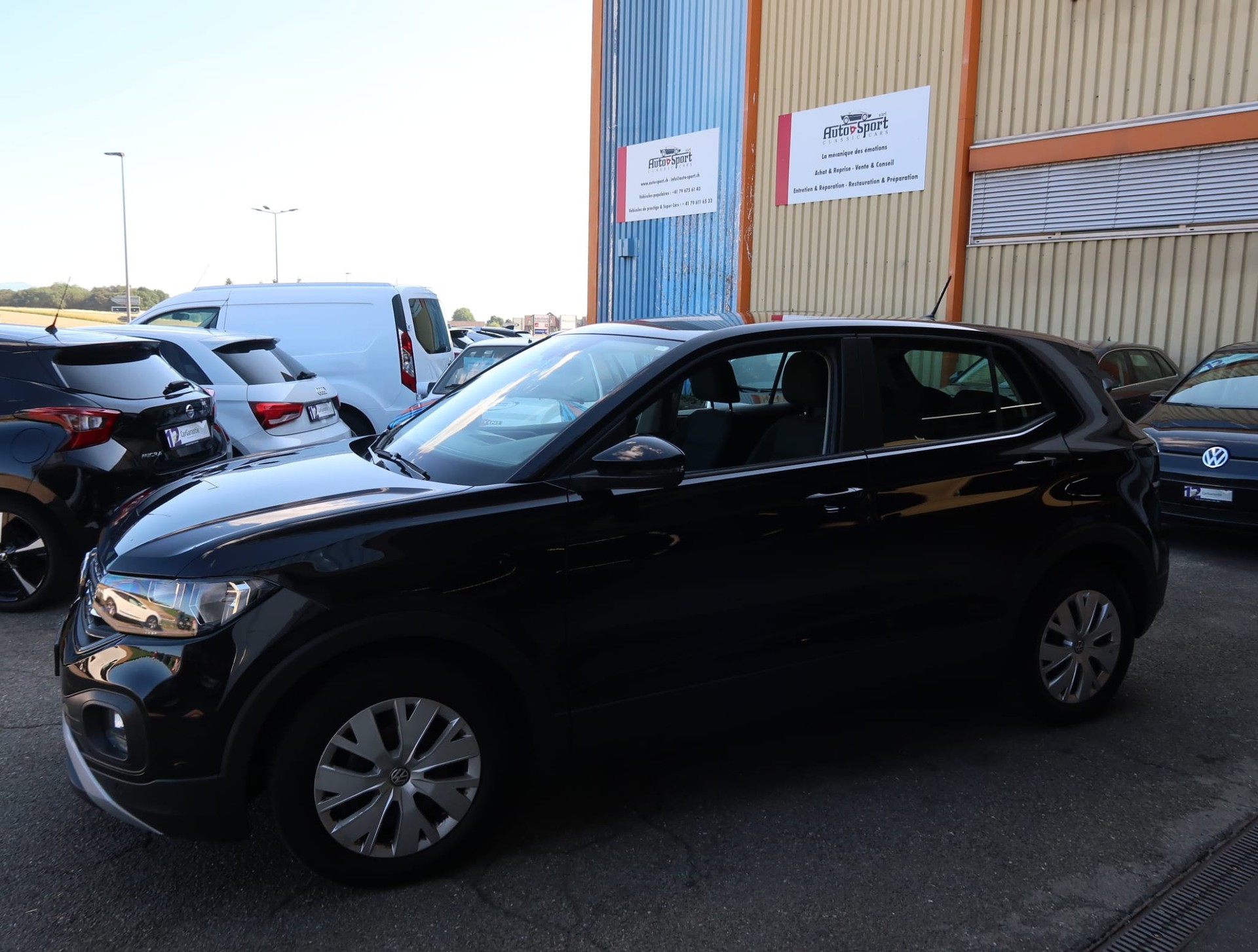 VW T-Cross 1.0 TSI Life-image-4