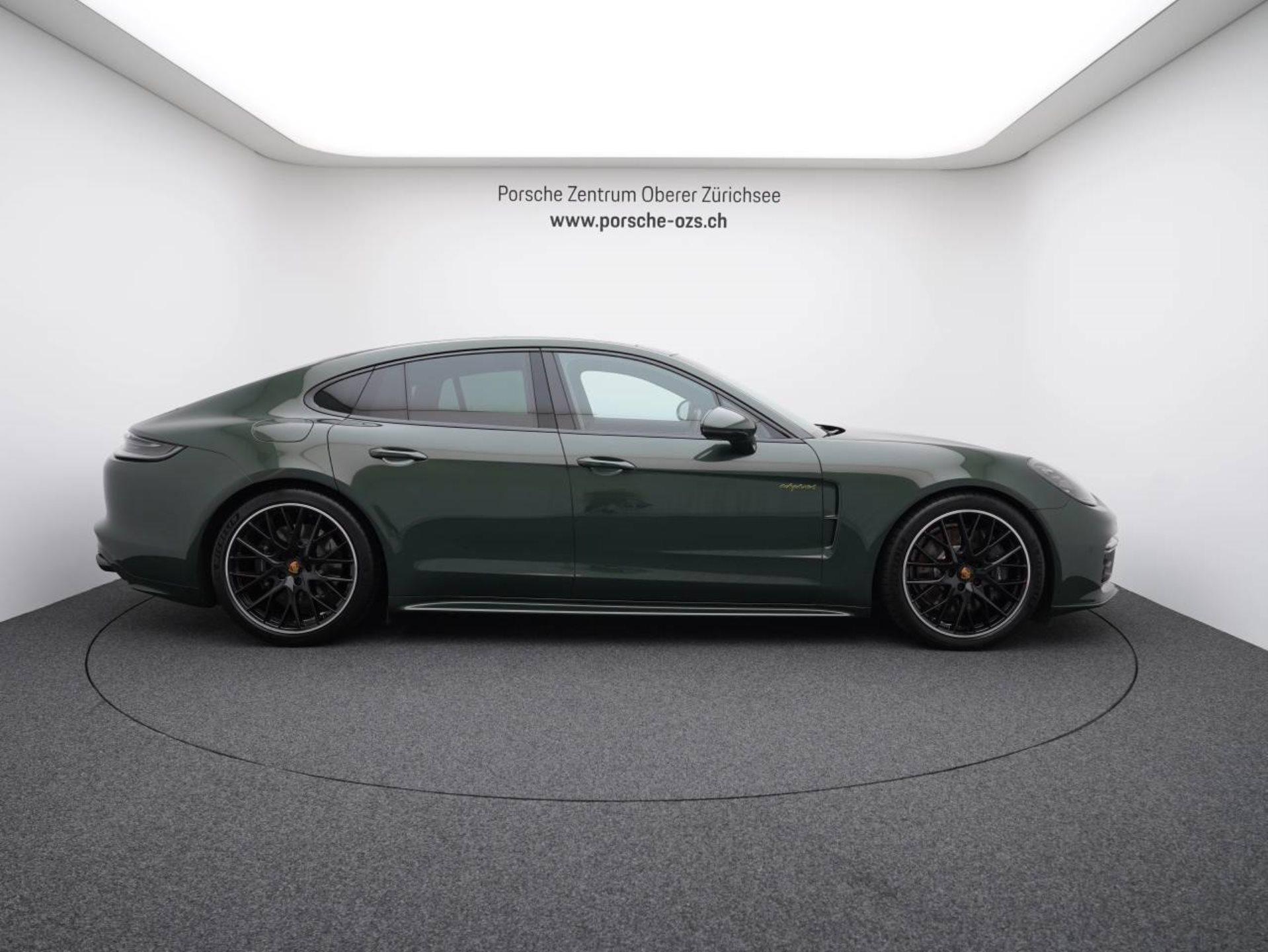 PORSCHE Panamera 4 E-Hybrid Platinum Edition-image-7