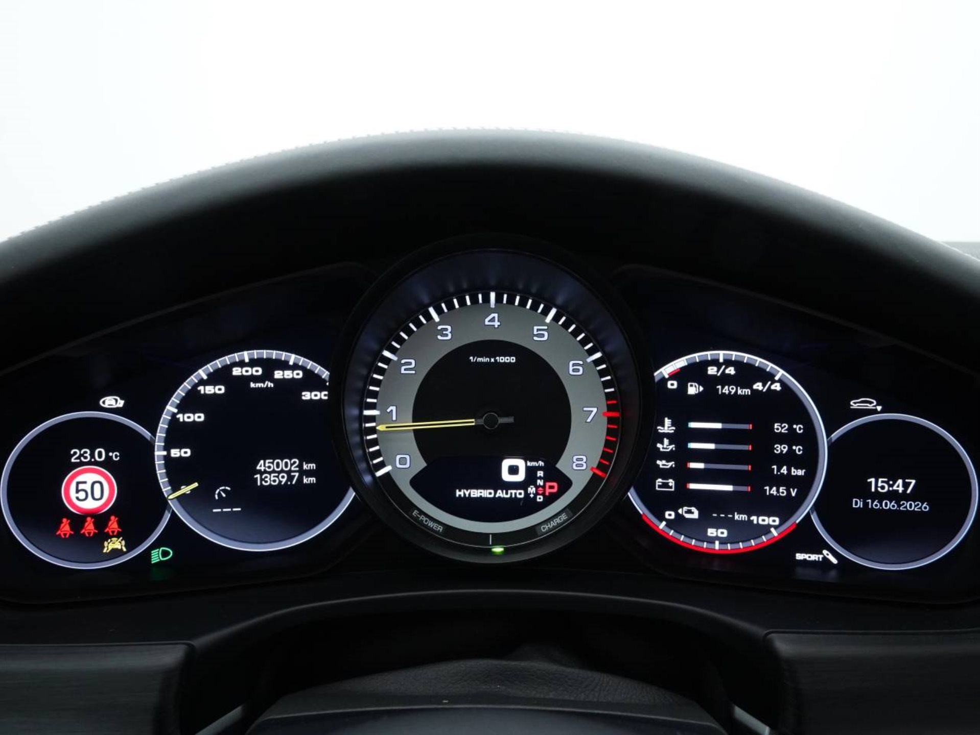 PORSCHE Panamera 4 E-Hybrid Platinum Edition-image-16
